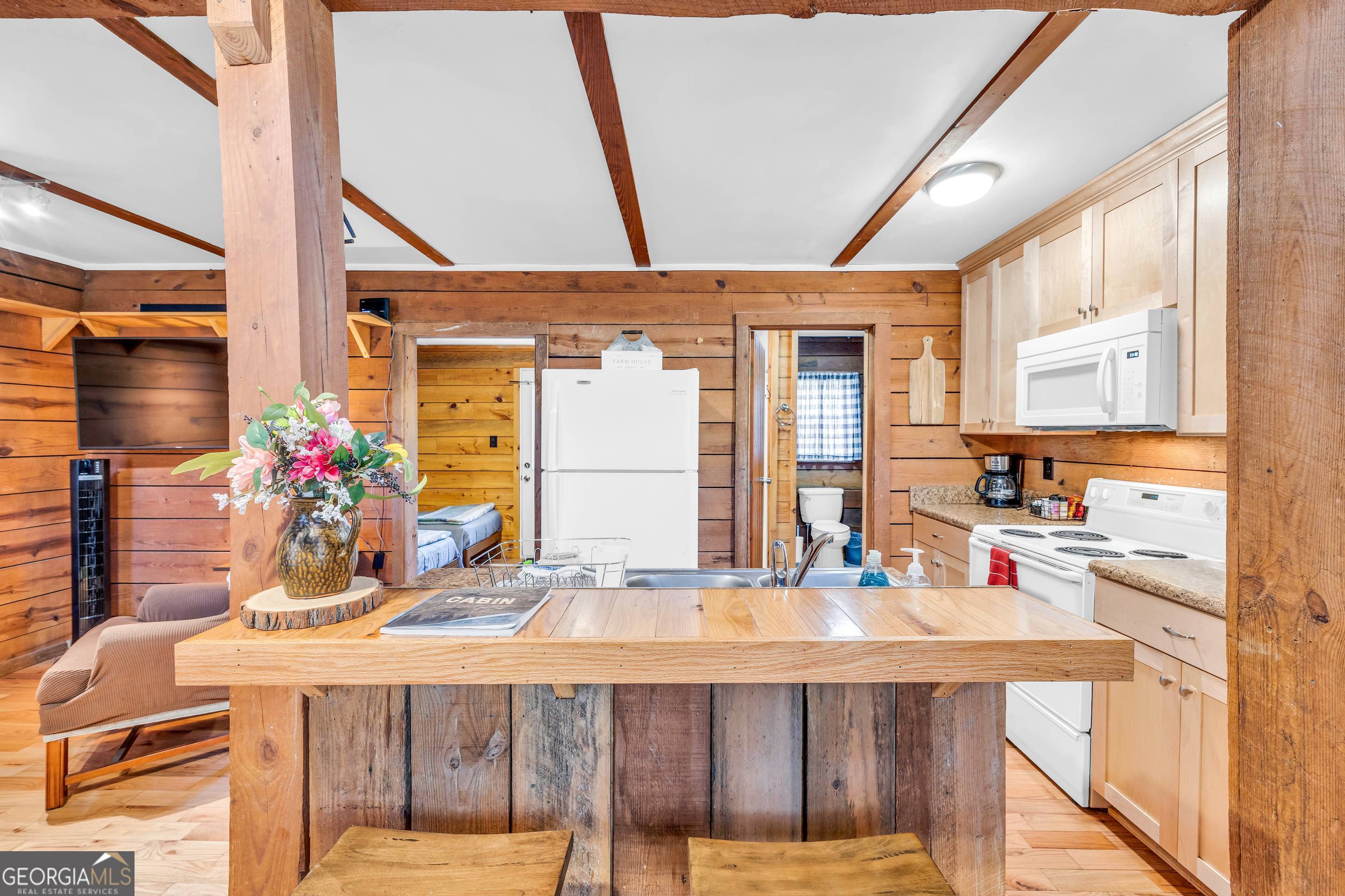 284 & 286 Duncan Bridge Road Sautee Nacoochee GA 30571