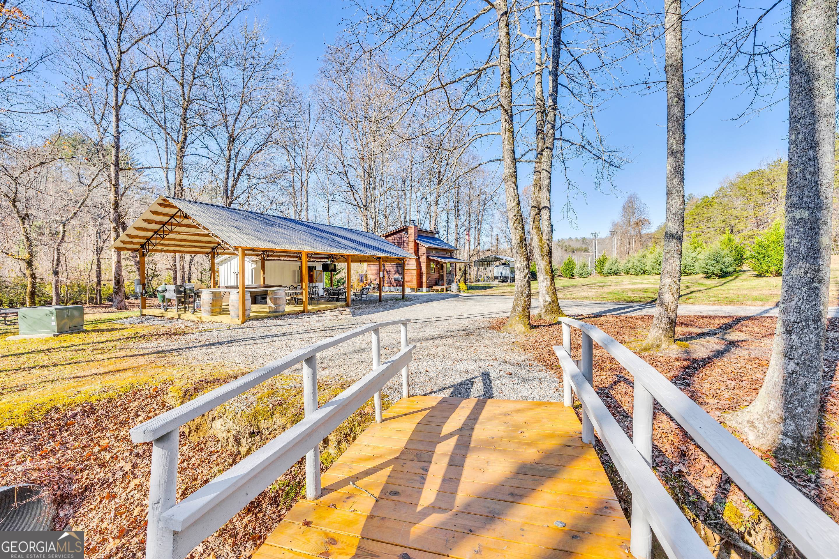 284 & 286 Duncan Bridge Road Sautee Nacoochee GA 30571