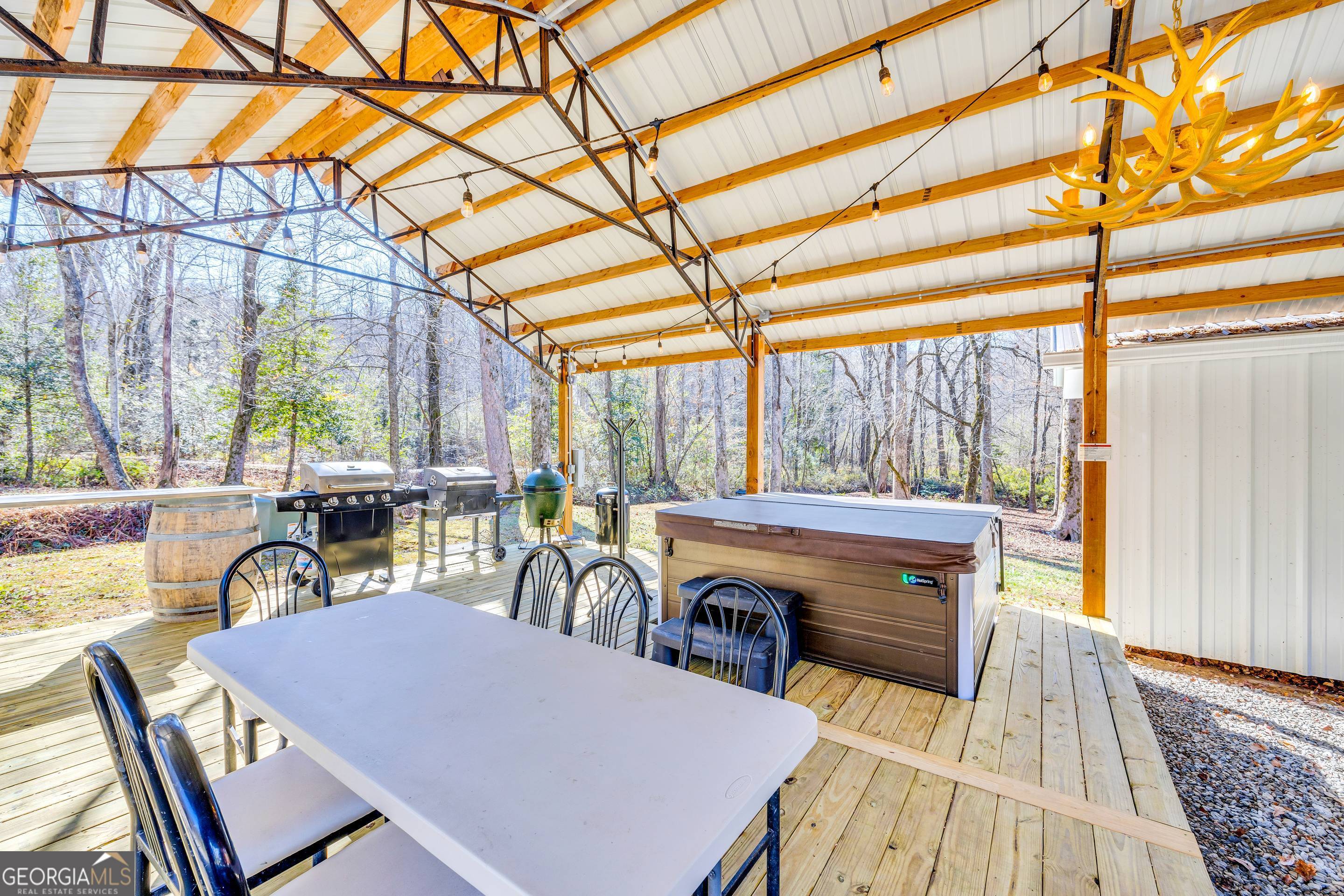284 & 286 Duncan Bridge Road Sautee Nacoochee GA 30571
