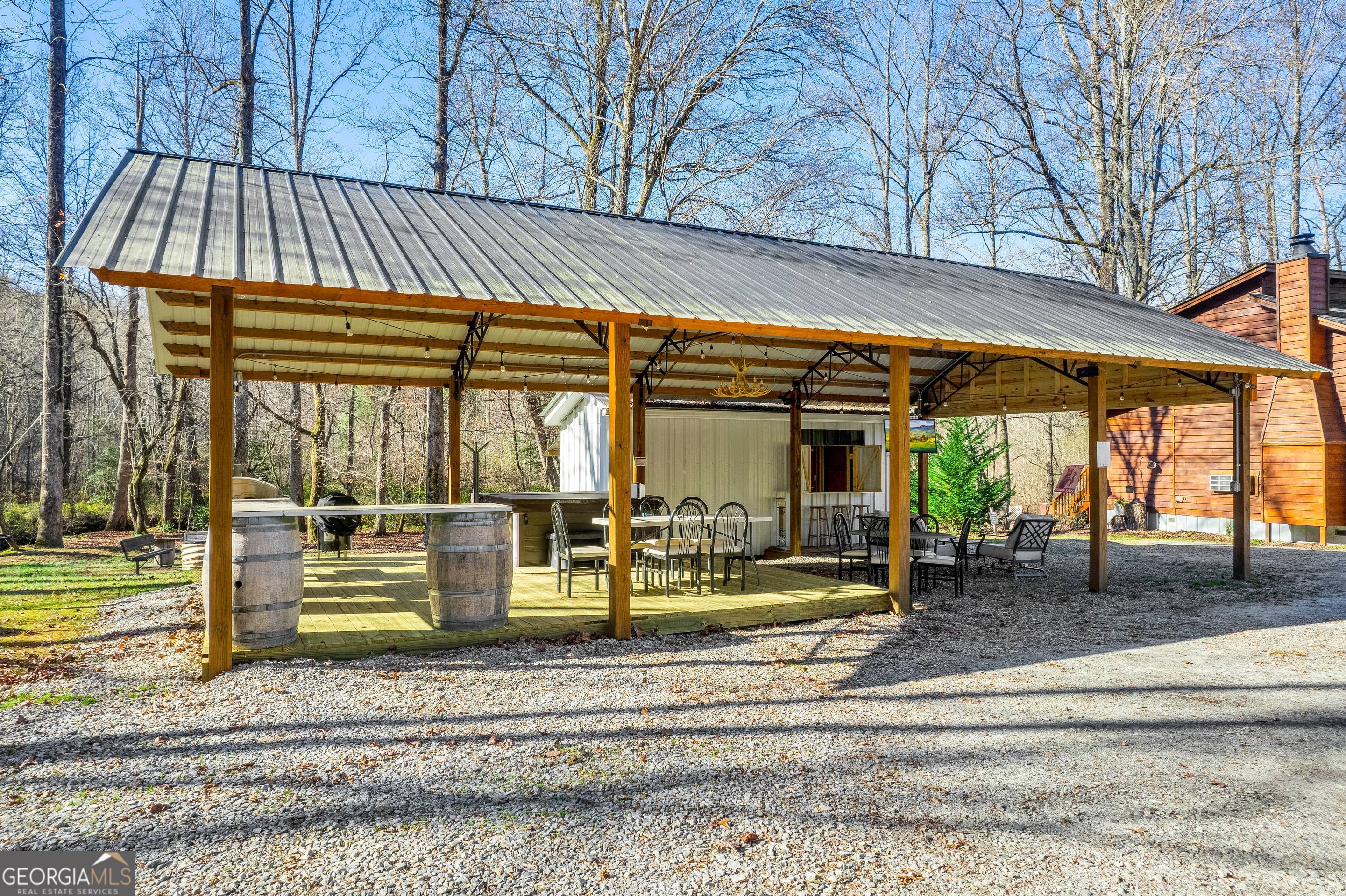 284 & 286 Duncan Bridge Road Sautee Nacoochee GA 30571