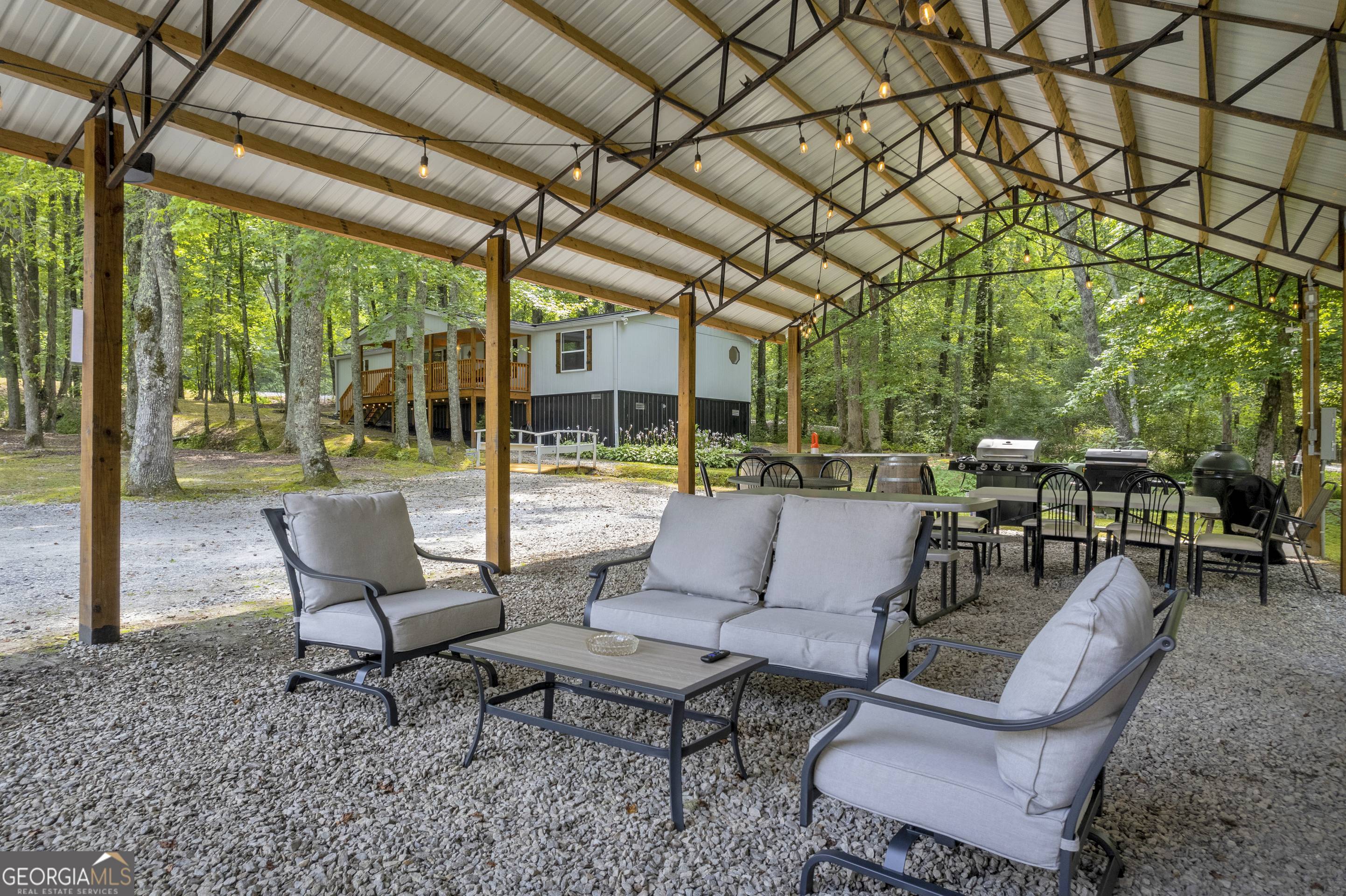 284 & 286 Duncan Bridge Road Sautee Nacoochee GA 30571