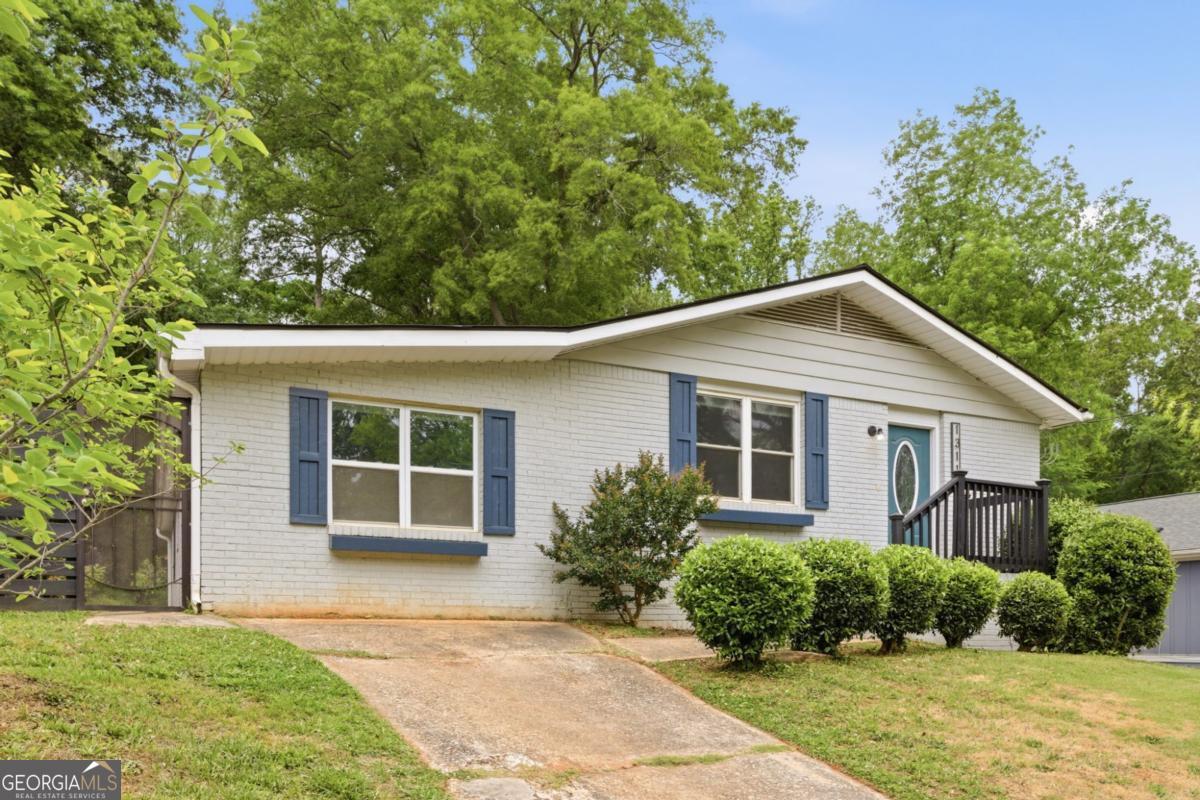 1311 Plaza Avenue SW Atlanta GA 30310