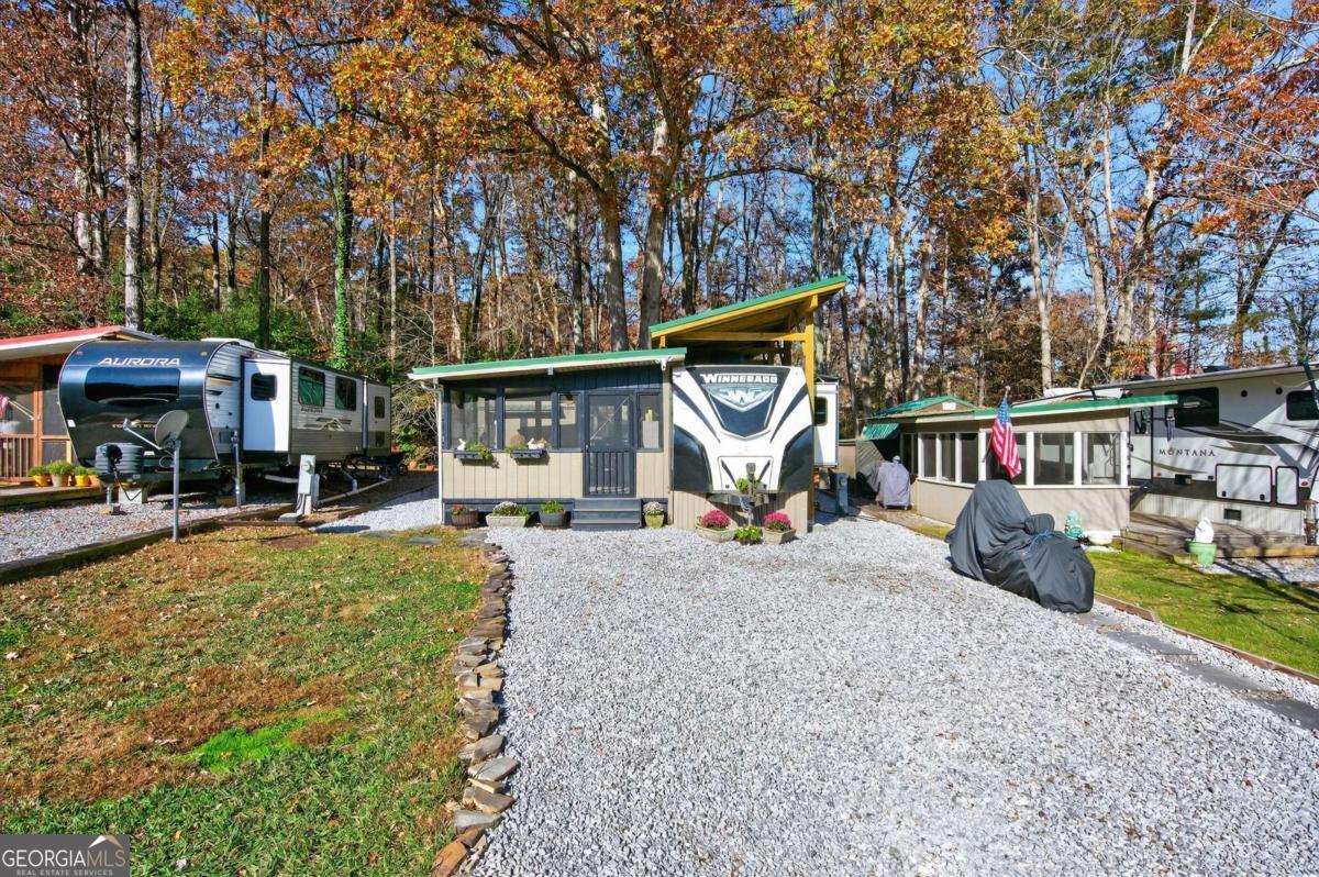 324 Leisure Acres Drive Cleveland GA 30528