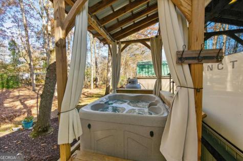 324 Leisure Acres Drive Cleveland GA 30528