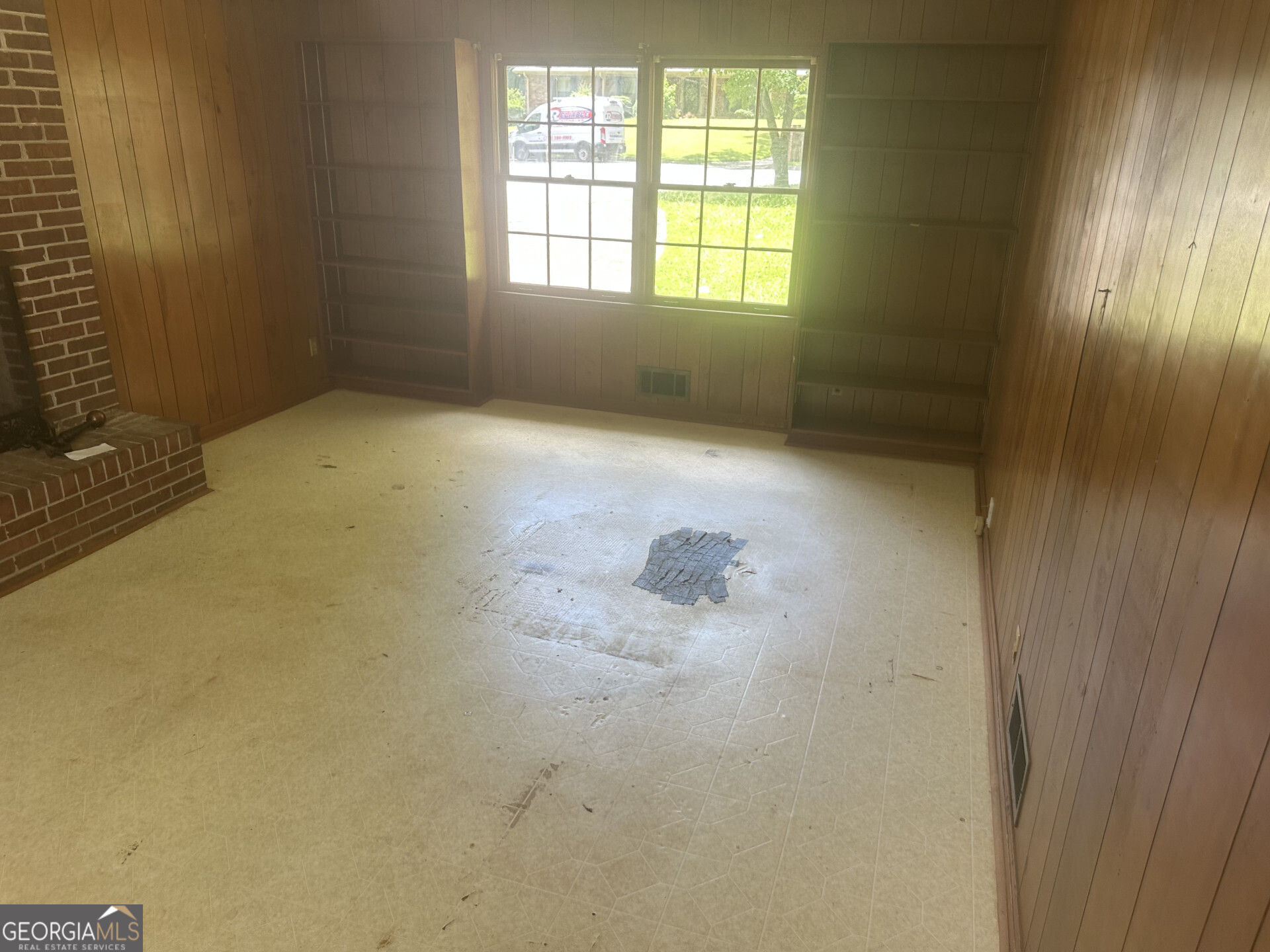 2910 Knollwood Trail East Point GA 30344