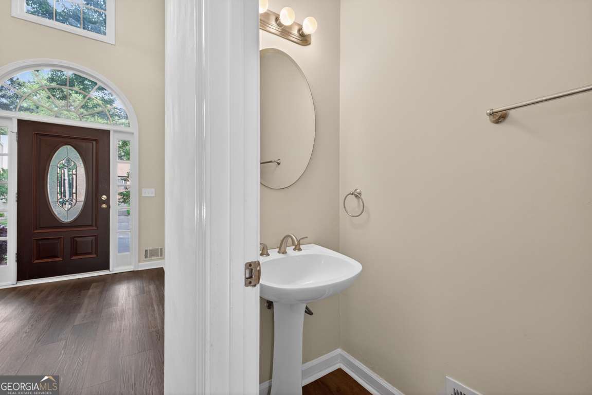 2542 Ashridge Court Lawrenceville GA 30043