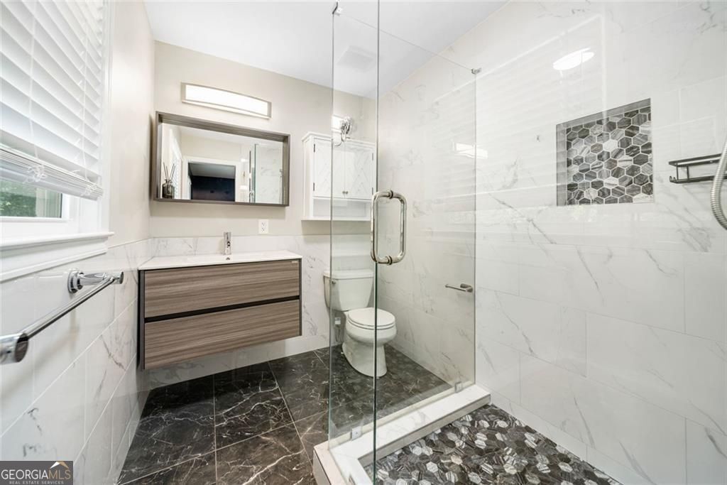 2128 Mark Trail Decatur GA 30032