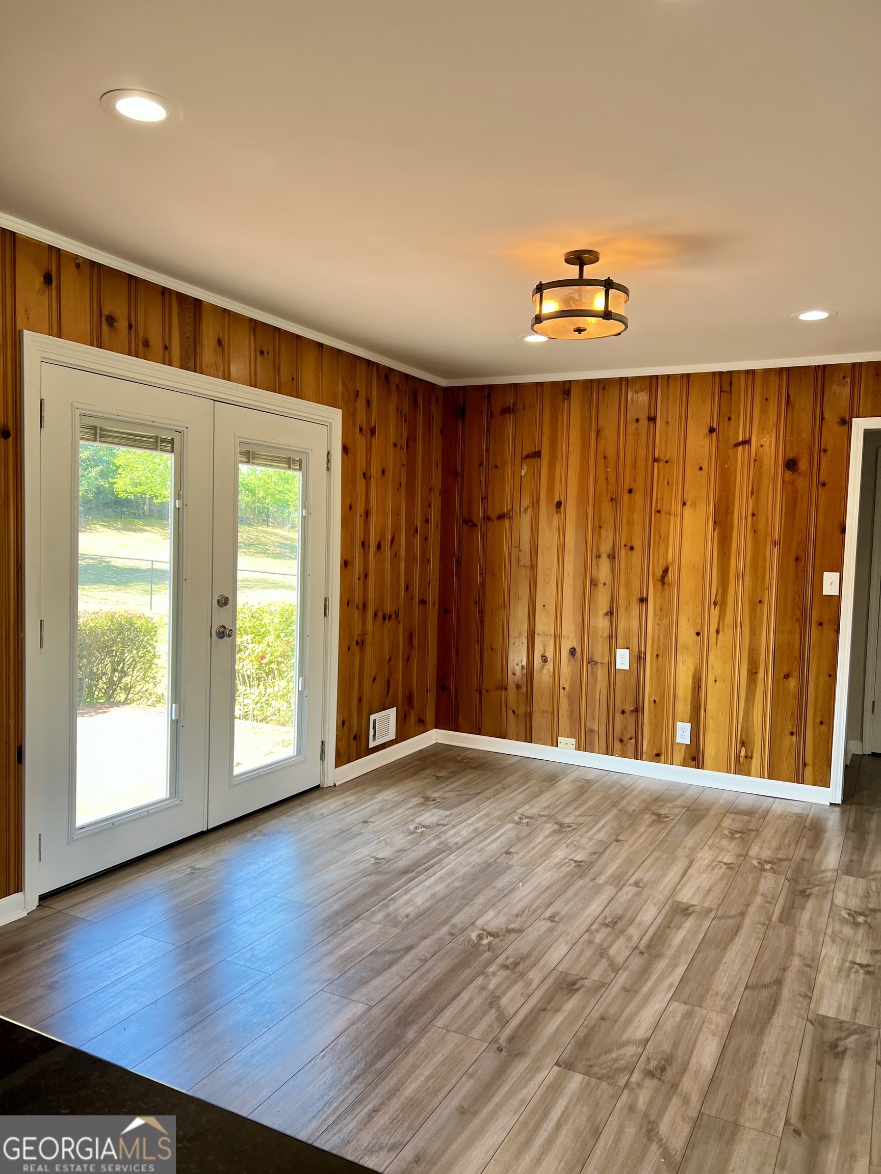 6 Colonial Drive Newnan GA 30263