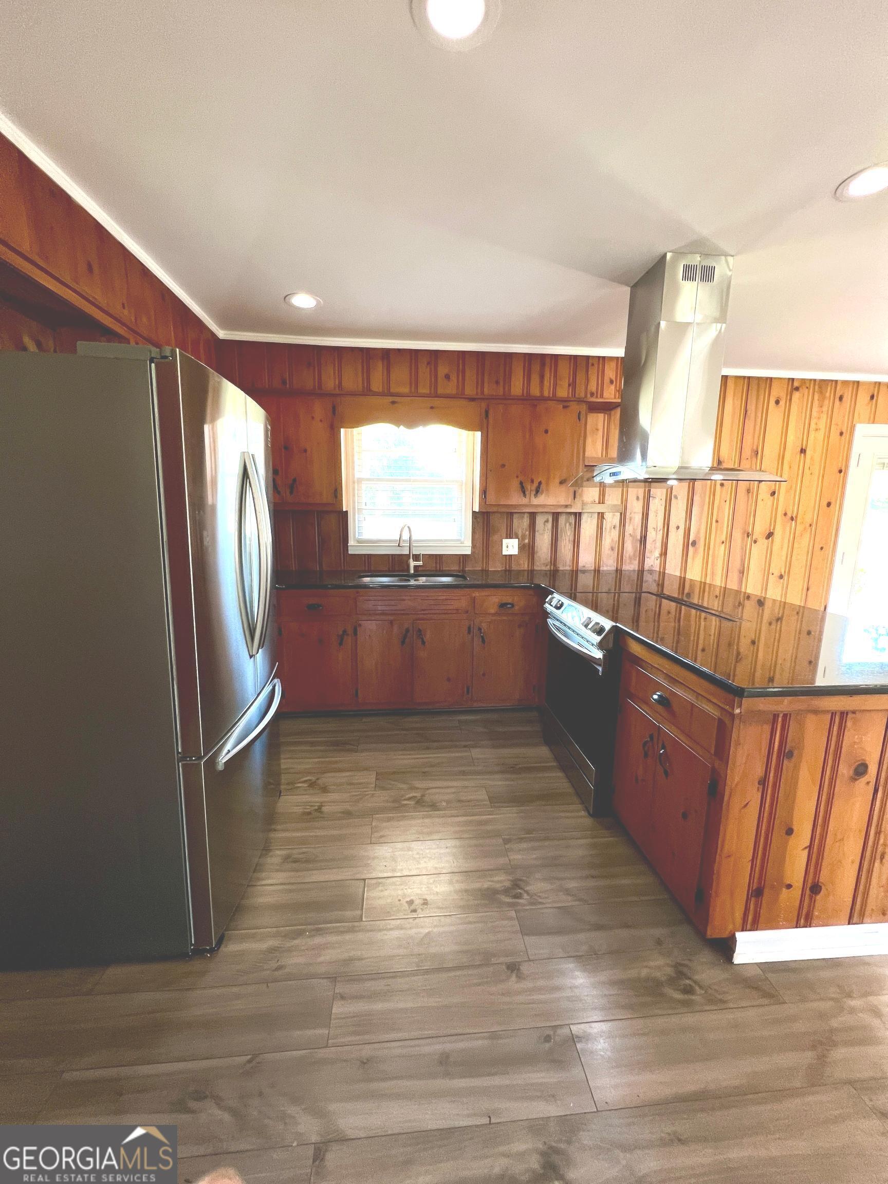 6 Colonial Drive Newnan GA 30263