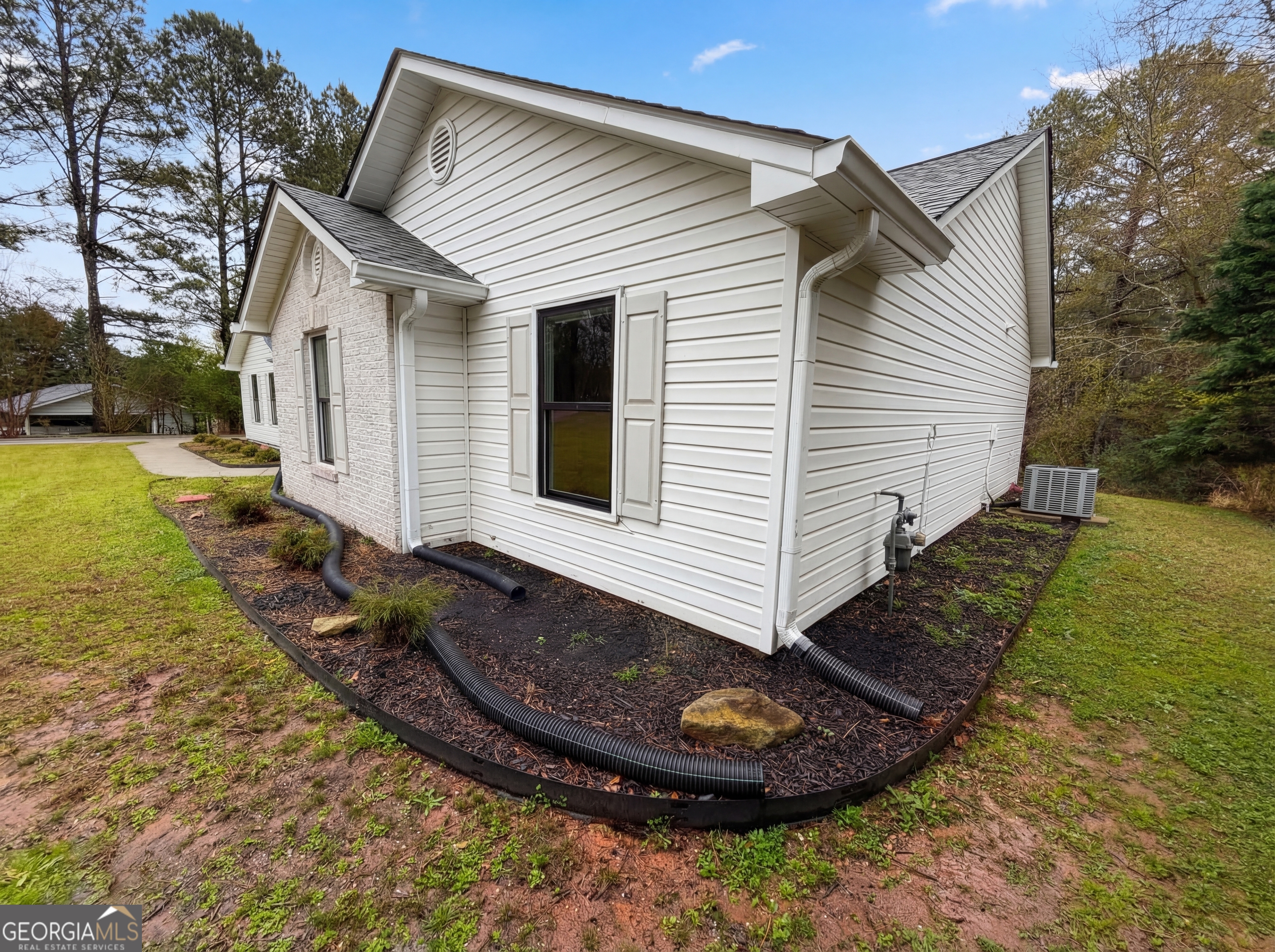 4241 Grady Smith Road Loganville GA 30052
