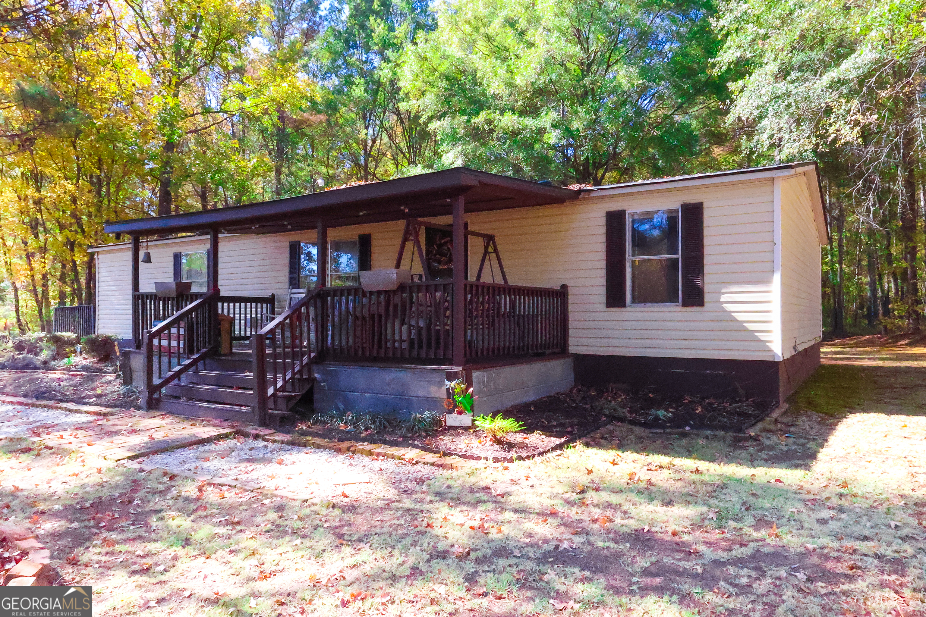 1424 Al Roberts Road Senoia GA 30276