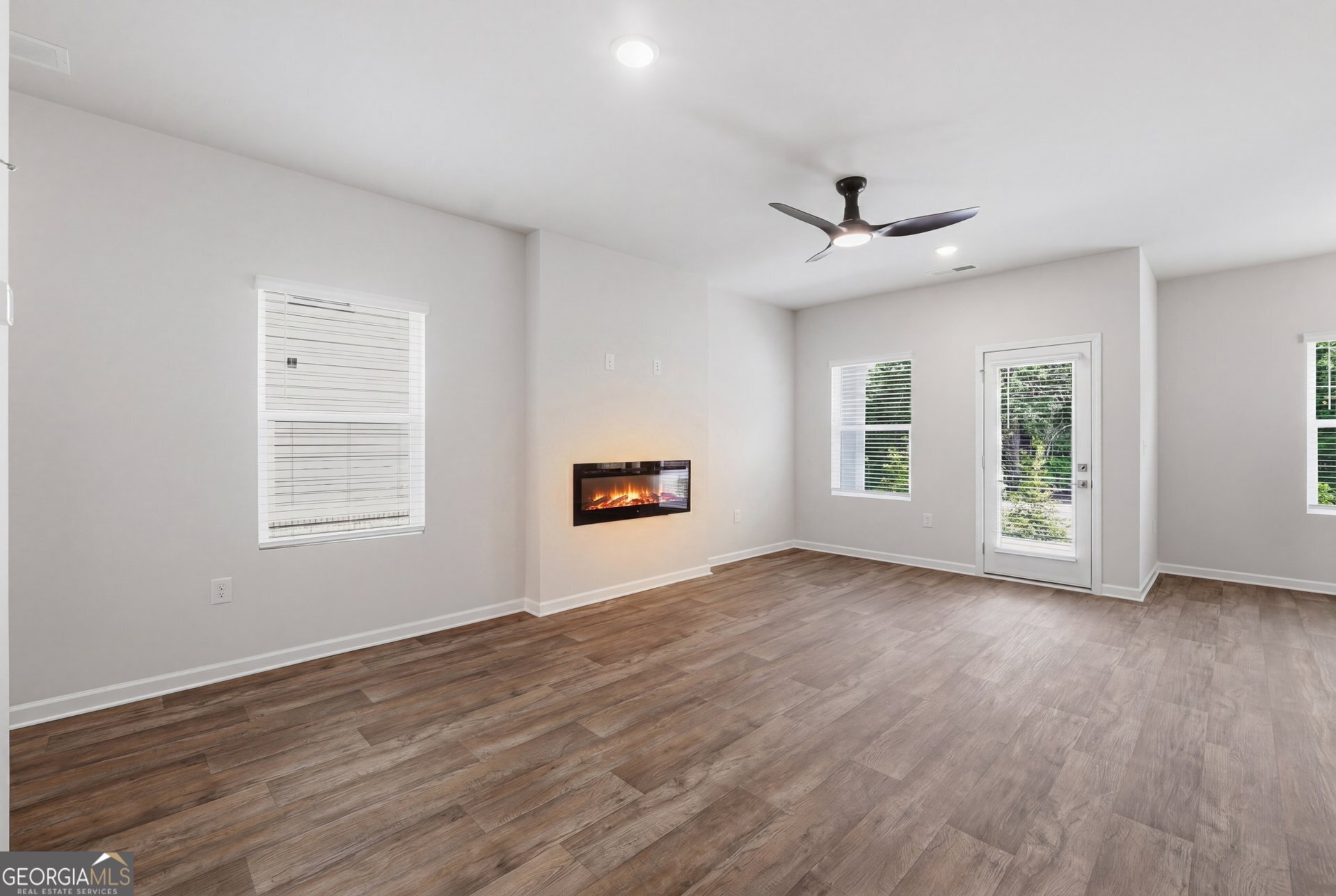 3648 Parkway James Drive Snellville GA 30039