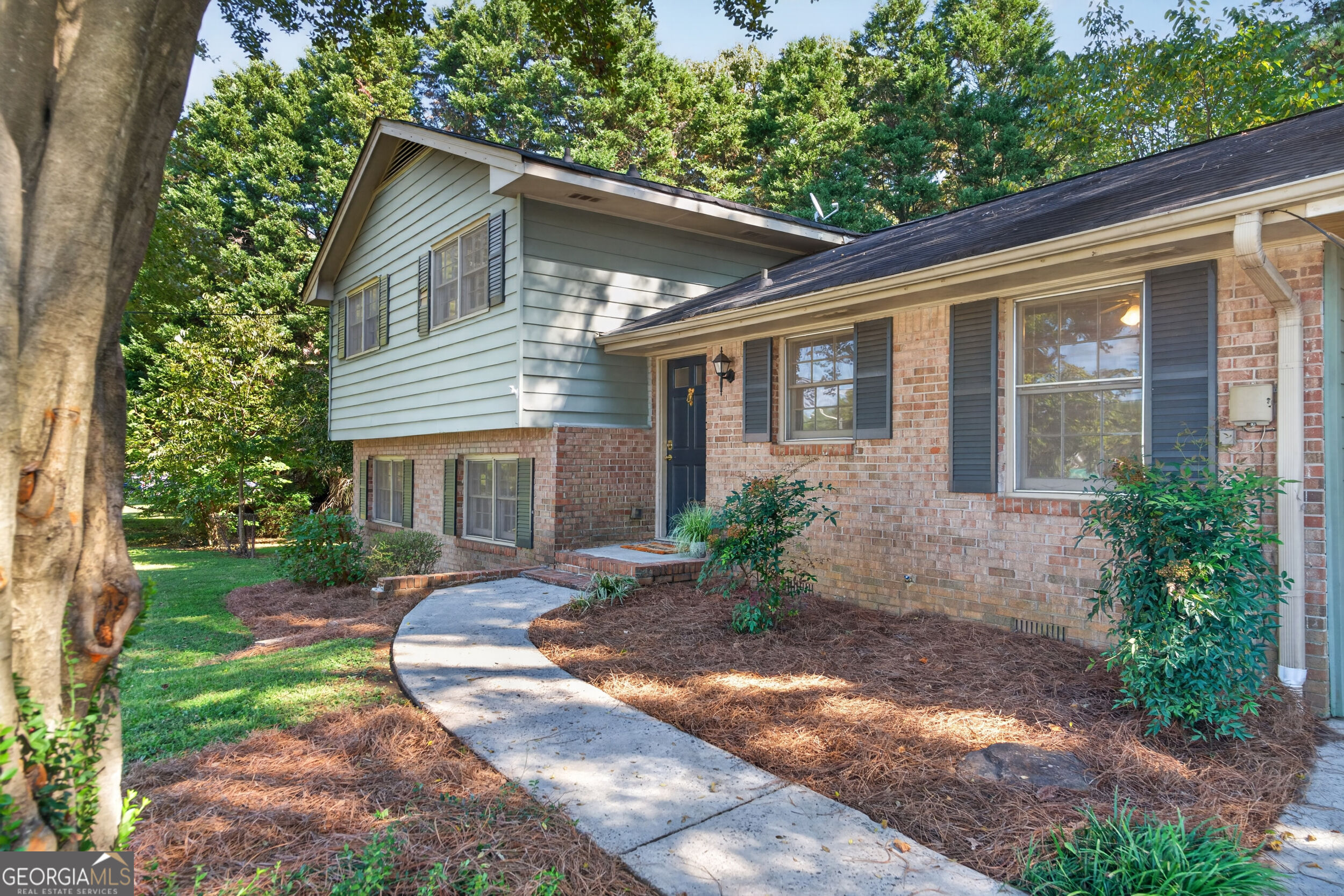 196 Simonton Road Lawrenceville GA 30046