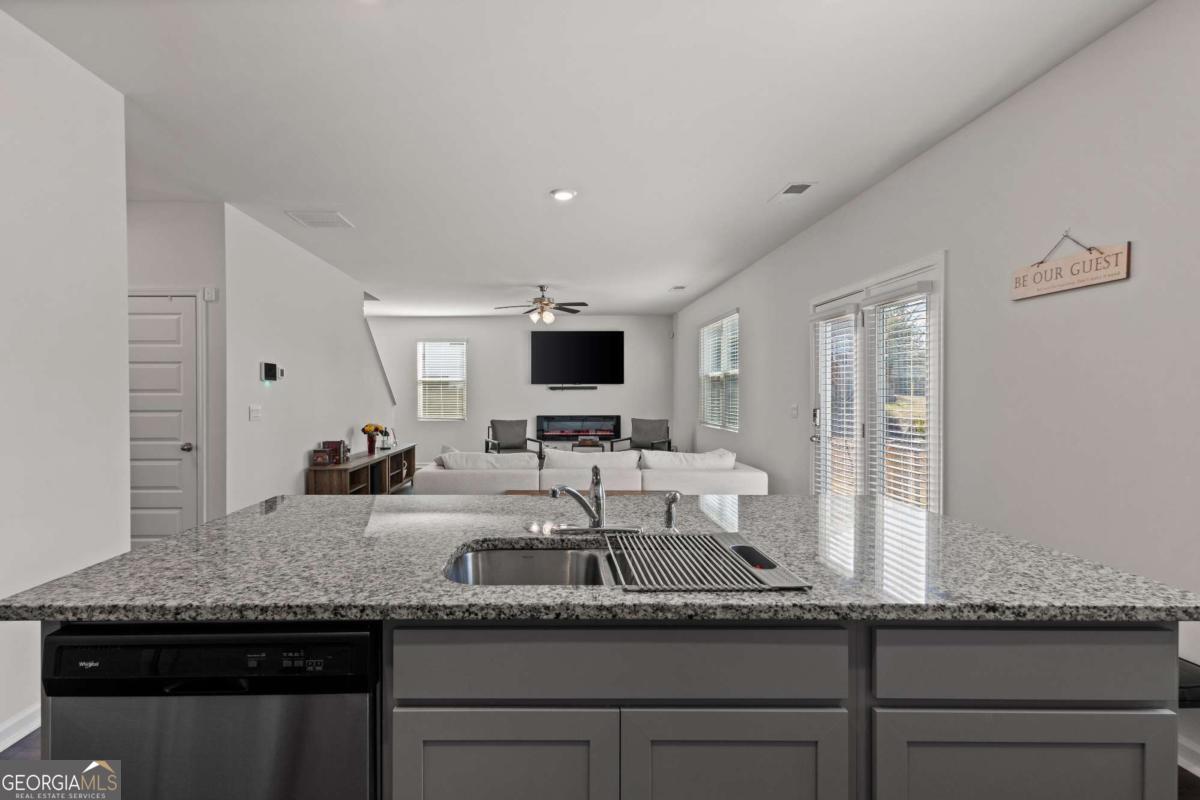 1241 Richmond Court SE Atlanta GA 30354
