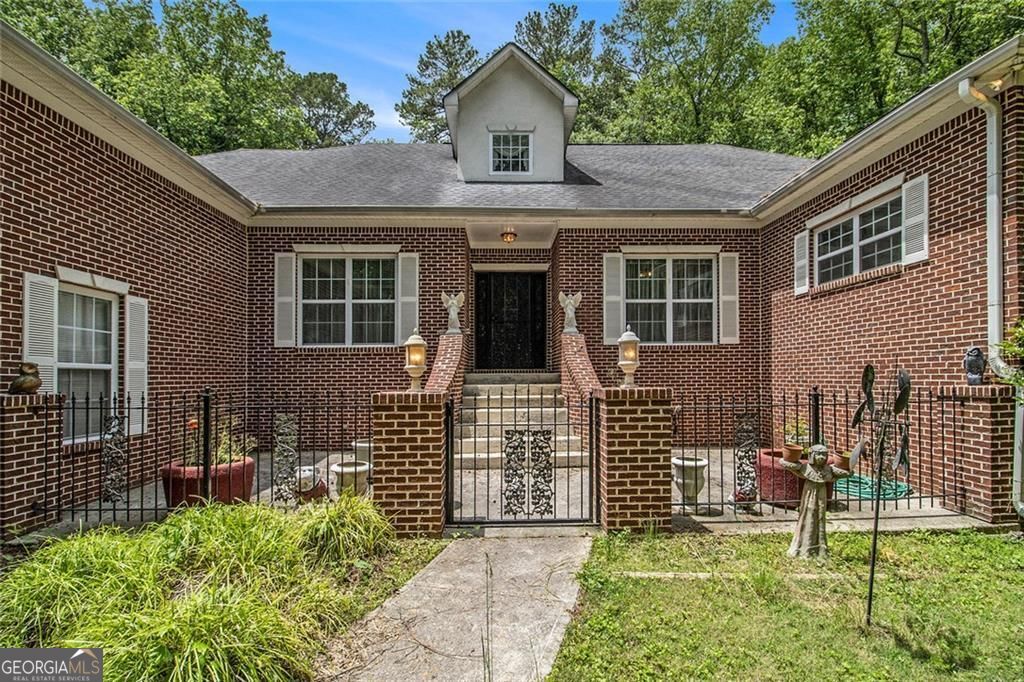 1600 Glenview Drive SW Atlanta GA 30331
