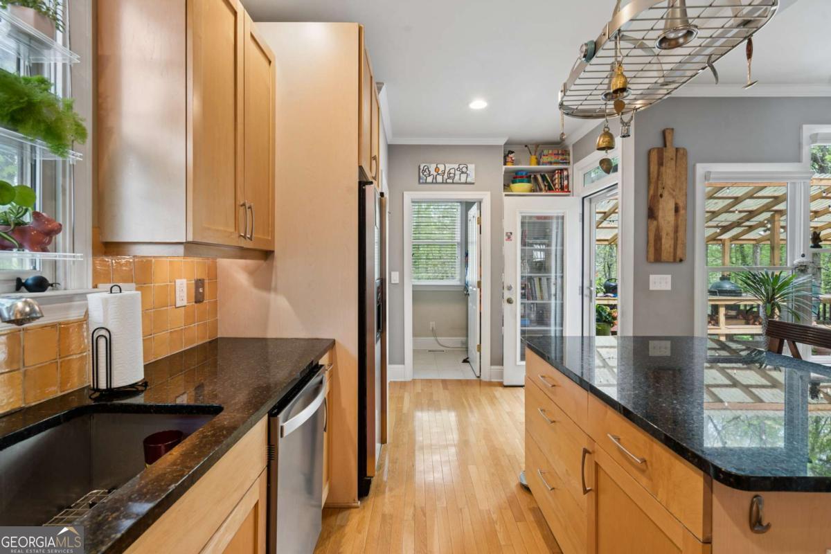 1114 Leah Lane SE Atlanta GA 30316