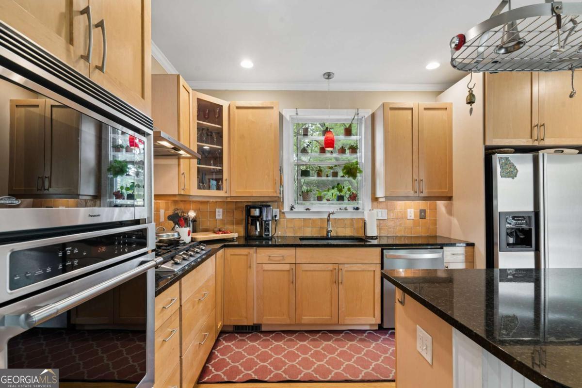 1114 Leah Lane SE Atlanta GA 30316