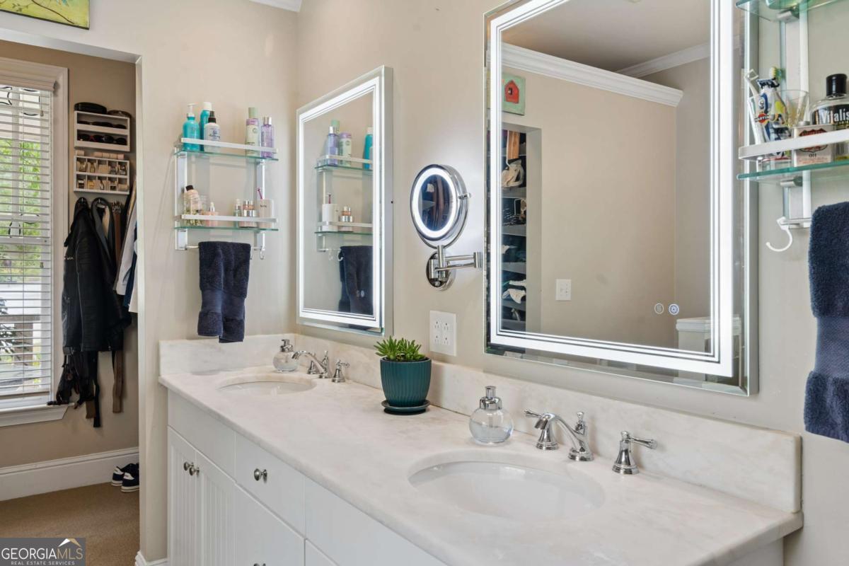 1114 Leah Lane SE Atlanta GA 30316