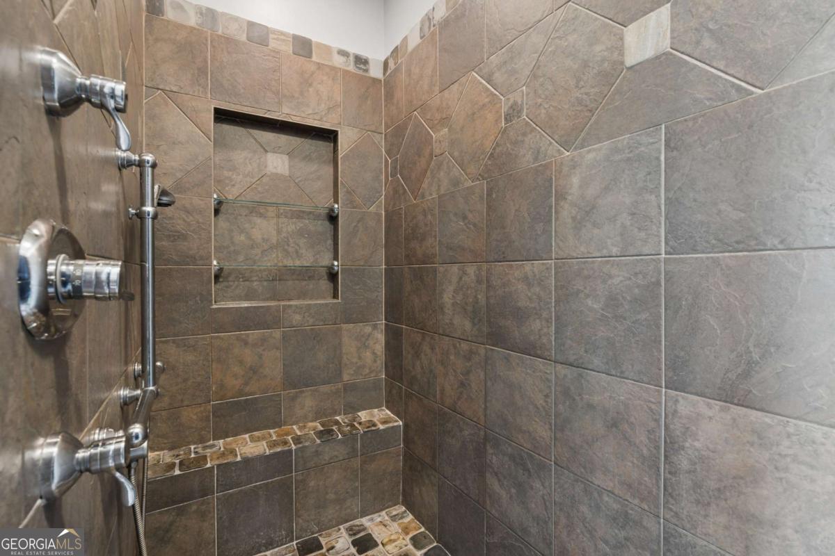 1114 Leah Lane SE Atlanta GA 30316