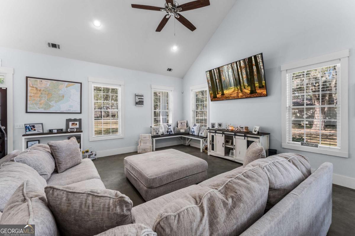 640 Meinhard Road Port Wentworth GA 31407