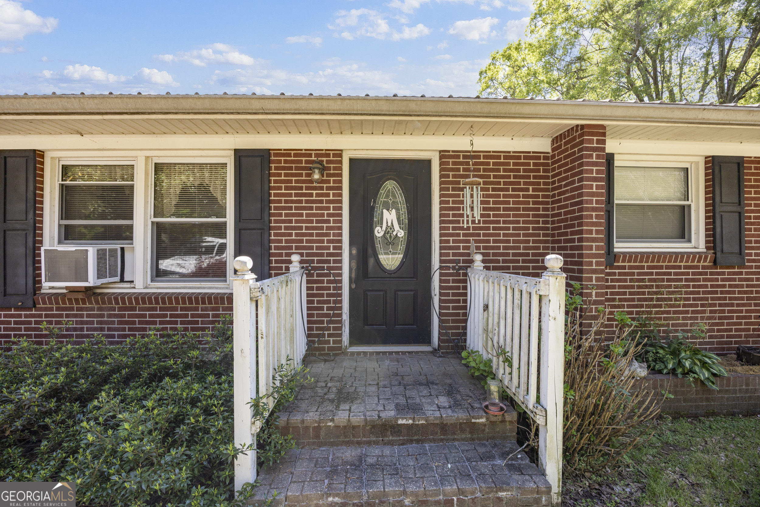 151 Ginn Street Carnesville GA 30521