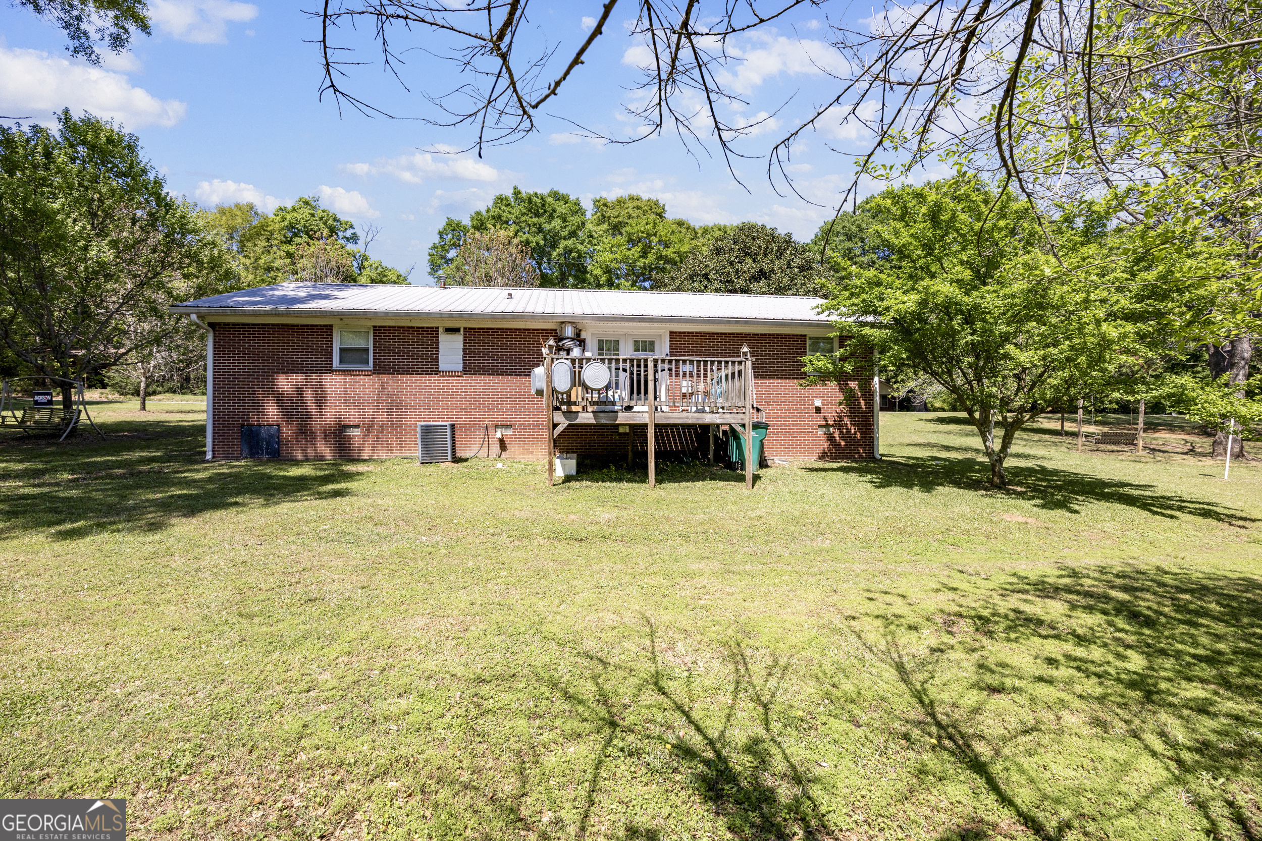 151 Ginn Street Carnesville GA 30521