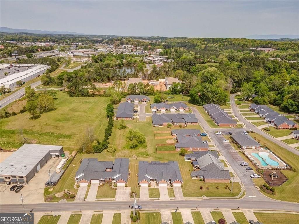 606 Blackwood Terrace SE Calhoun GA 30701