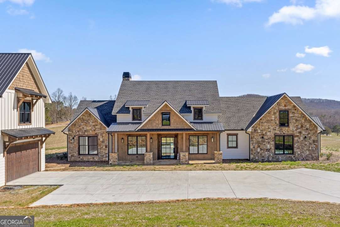 84 Bravo Rivera Way Ellijay GA 30536