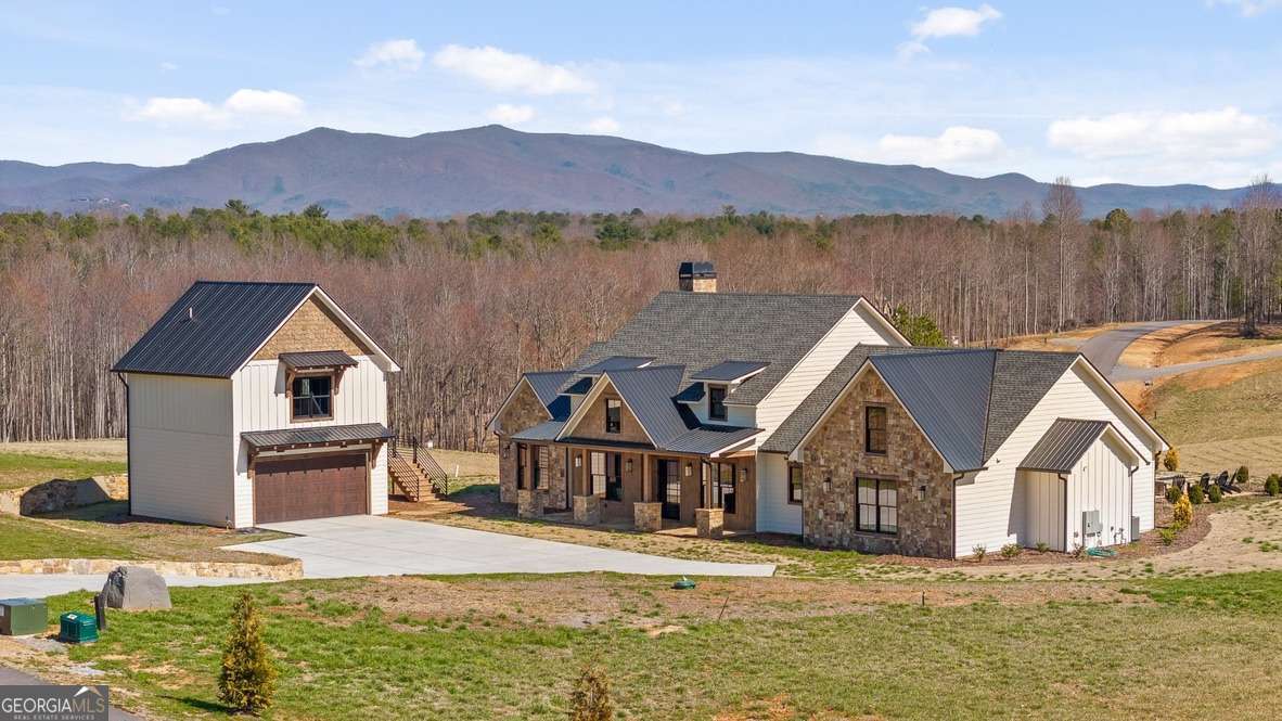 84 Bravo Rivera Way Ellijay GA 30536