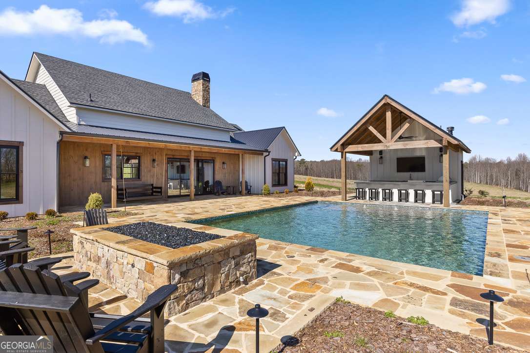 84 Bravo Rivera Way Ellijay GA 30536