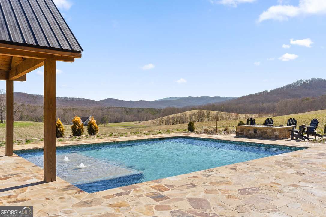 84 Bravo Rivera Way Ellijay GA 30536