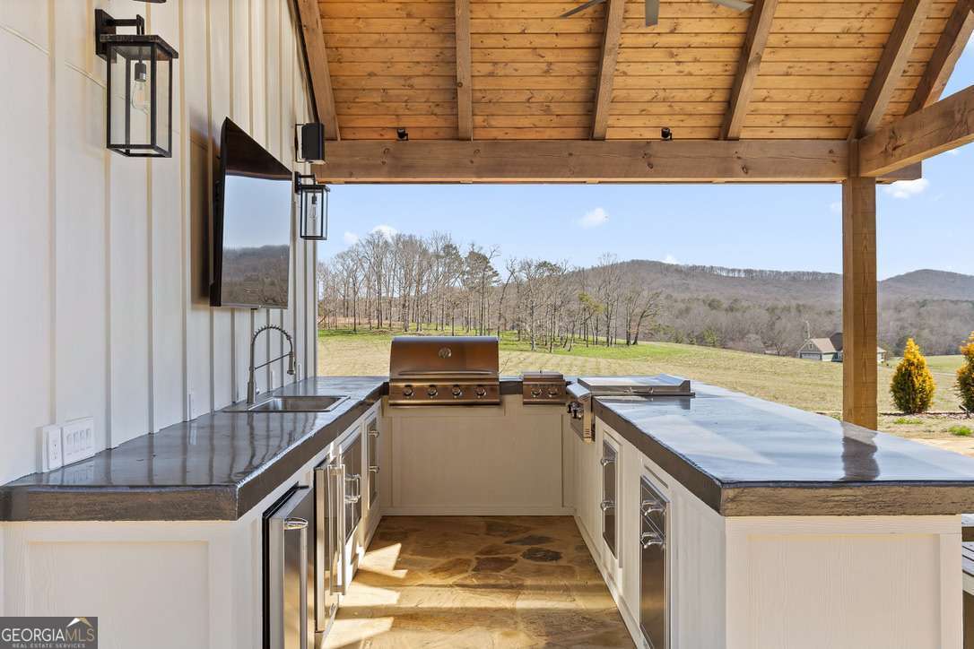 84 Bravo Rivera Way Ellijay GA 30536