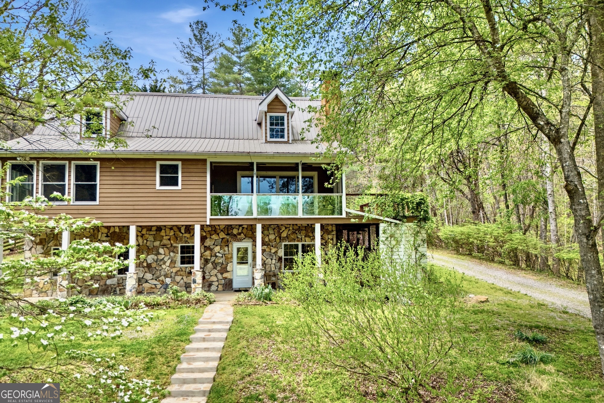 2685 Messer Road Young Harris GA 30582