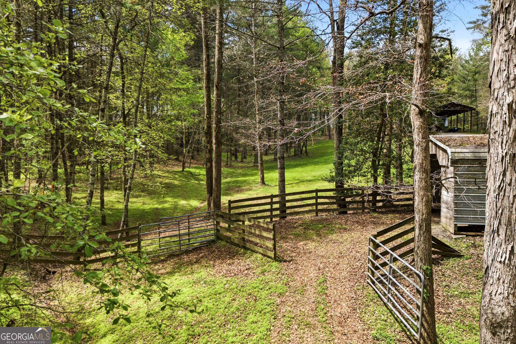 2685 Messer Road Young Harris GA 30582