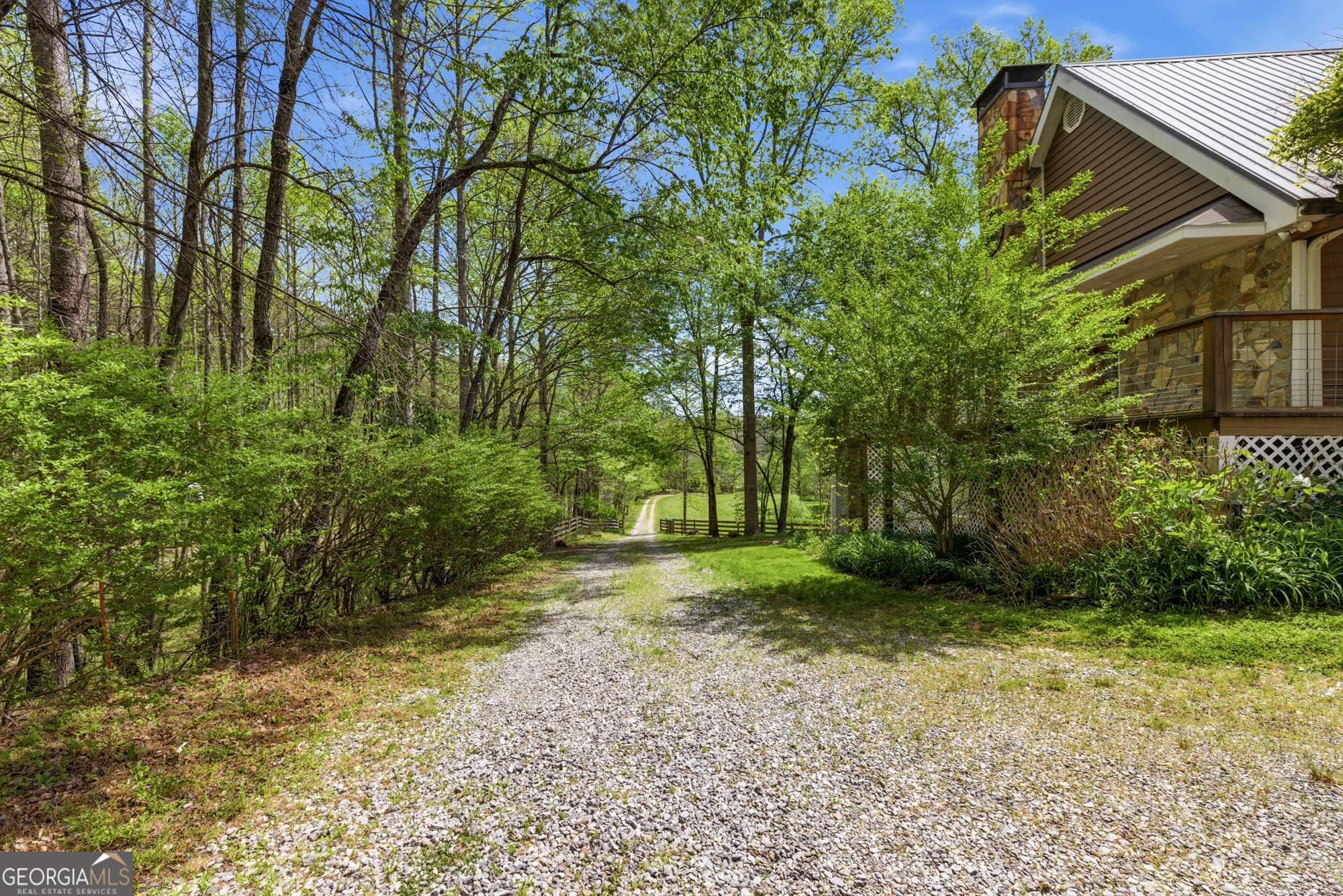 2685 Messer Road Young Harris GA 30582