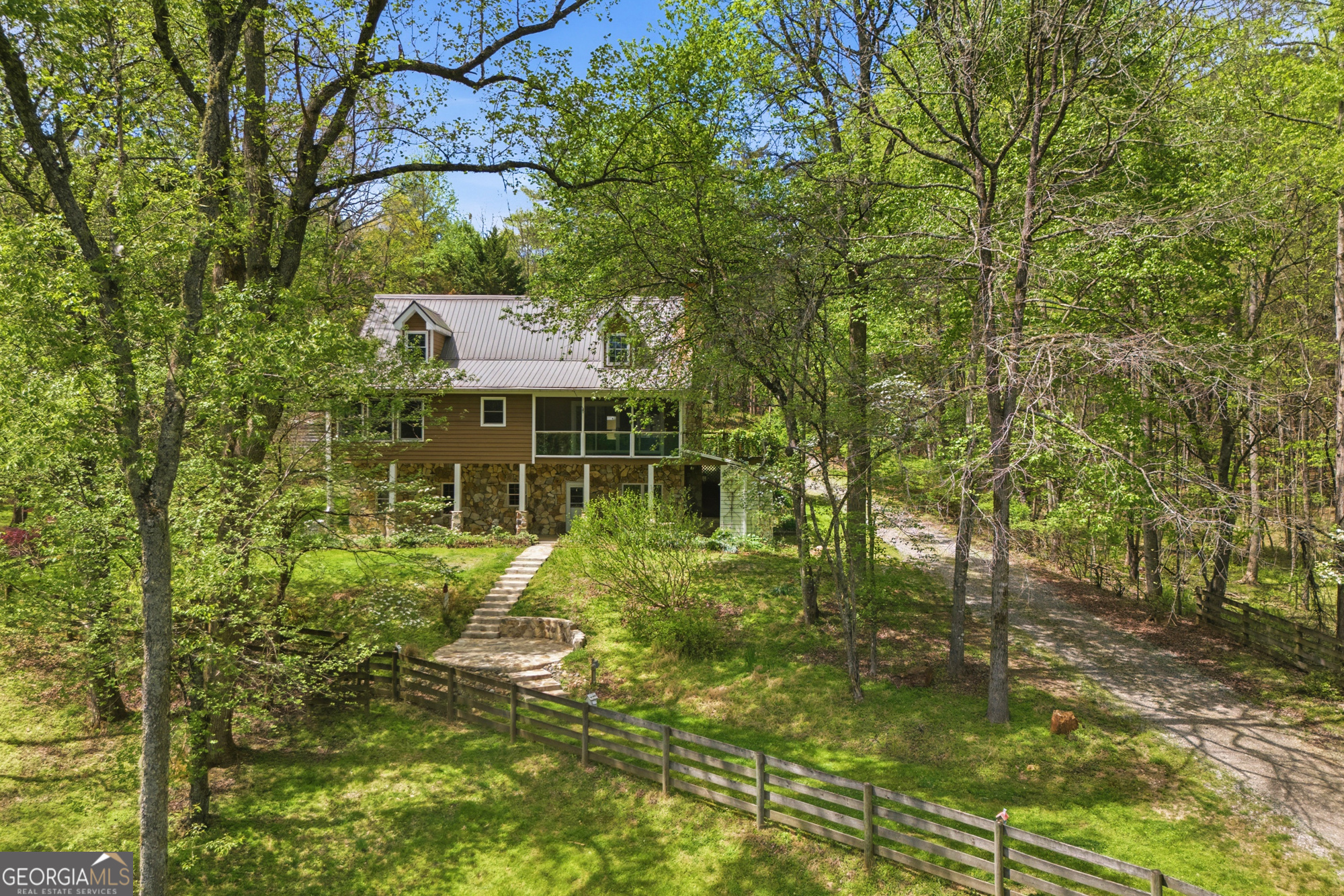 2685 Messer Road Young Harris GA 30582