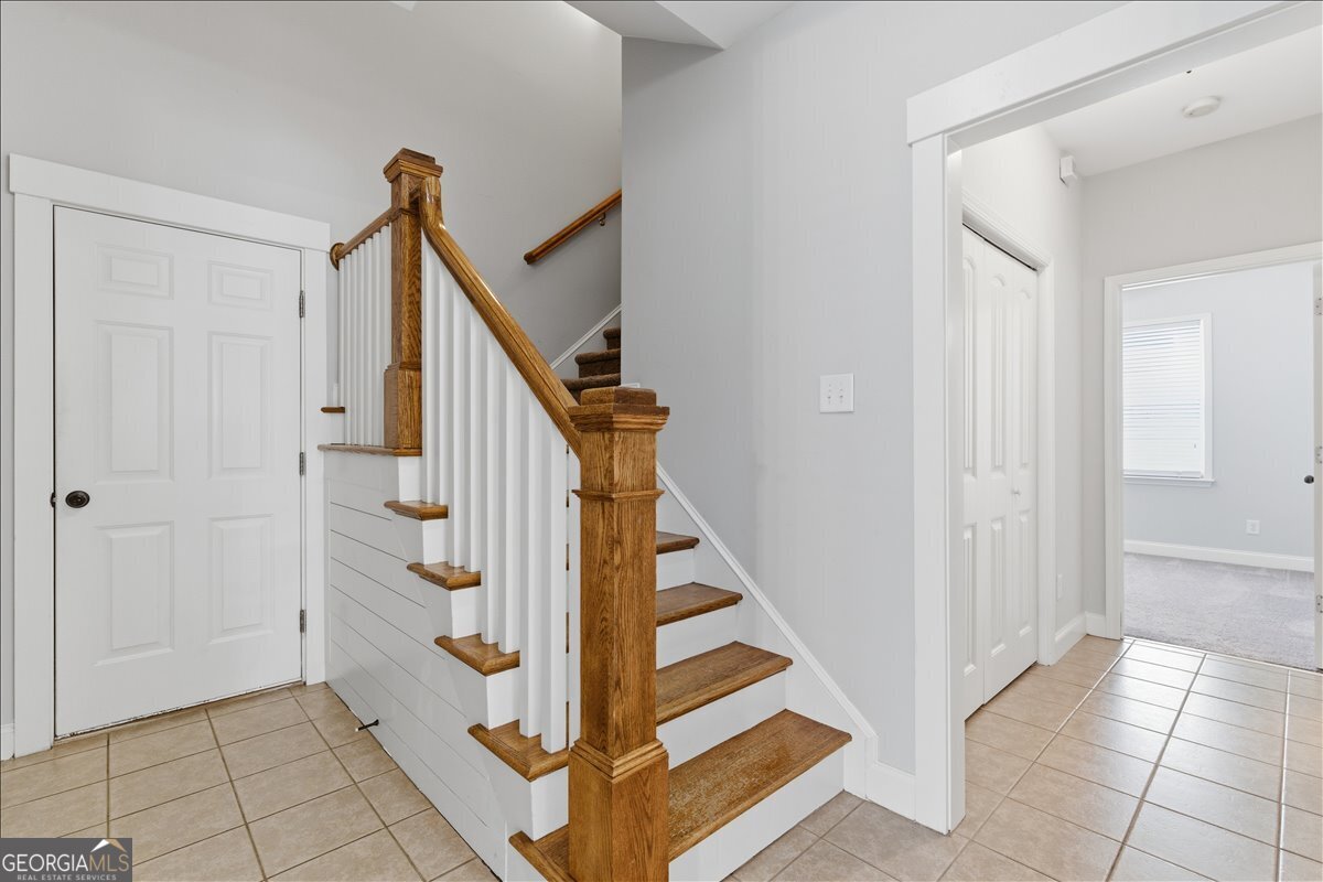 27 Grove Park Circle Cartersville GA 30120