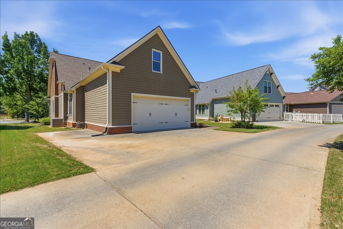 27 Grove Park Circle Cartersville GA 30120