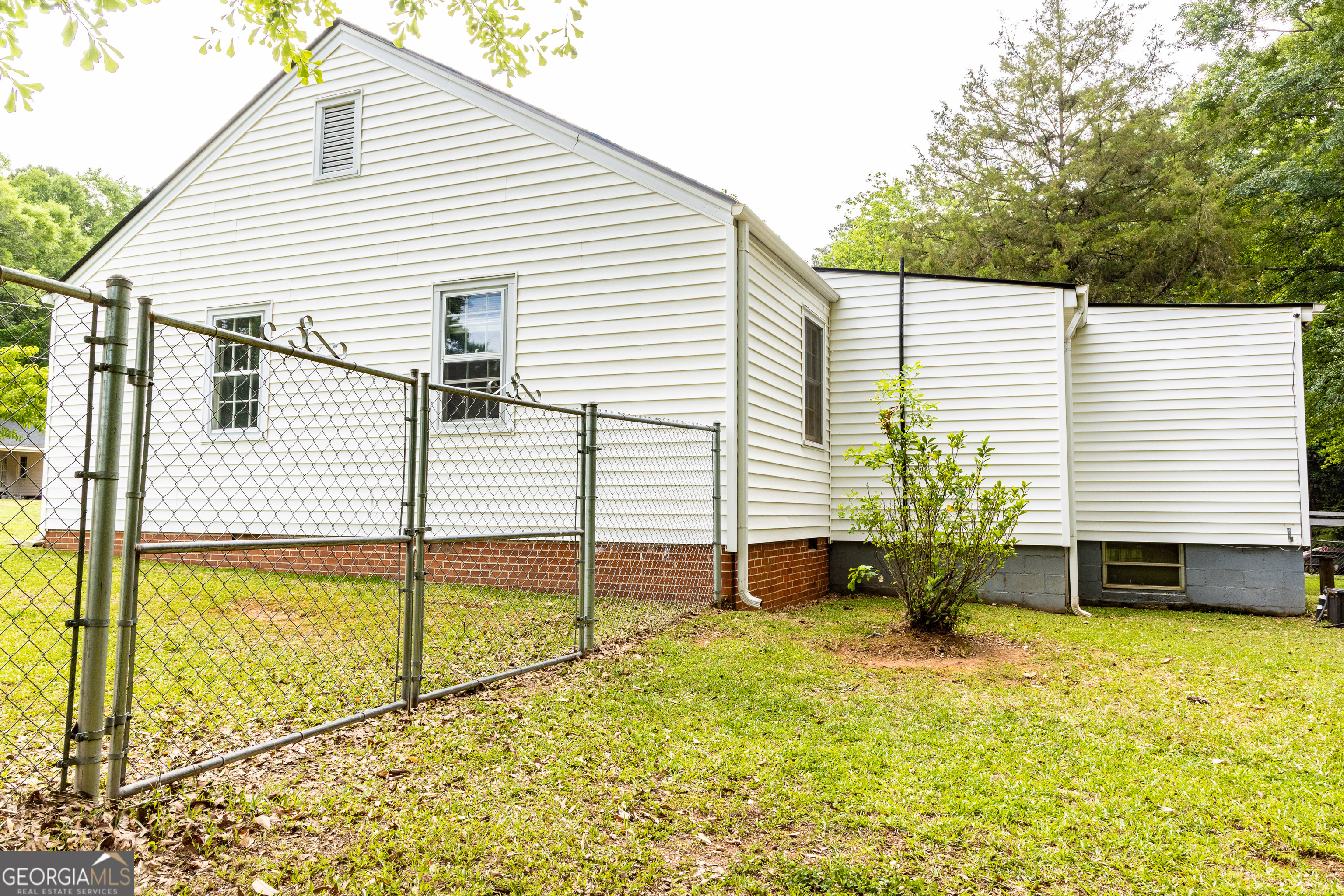 208 Upson Avenue Thomaston GA 30286