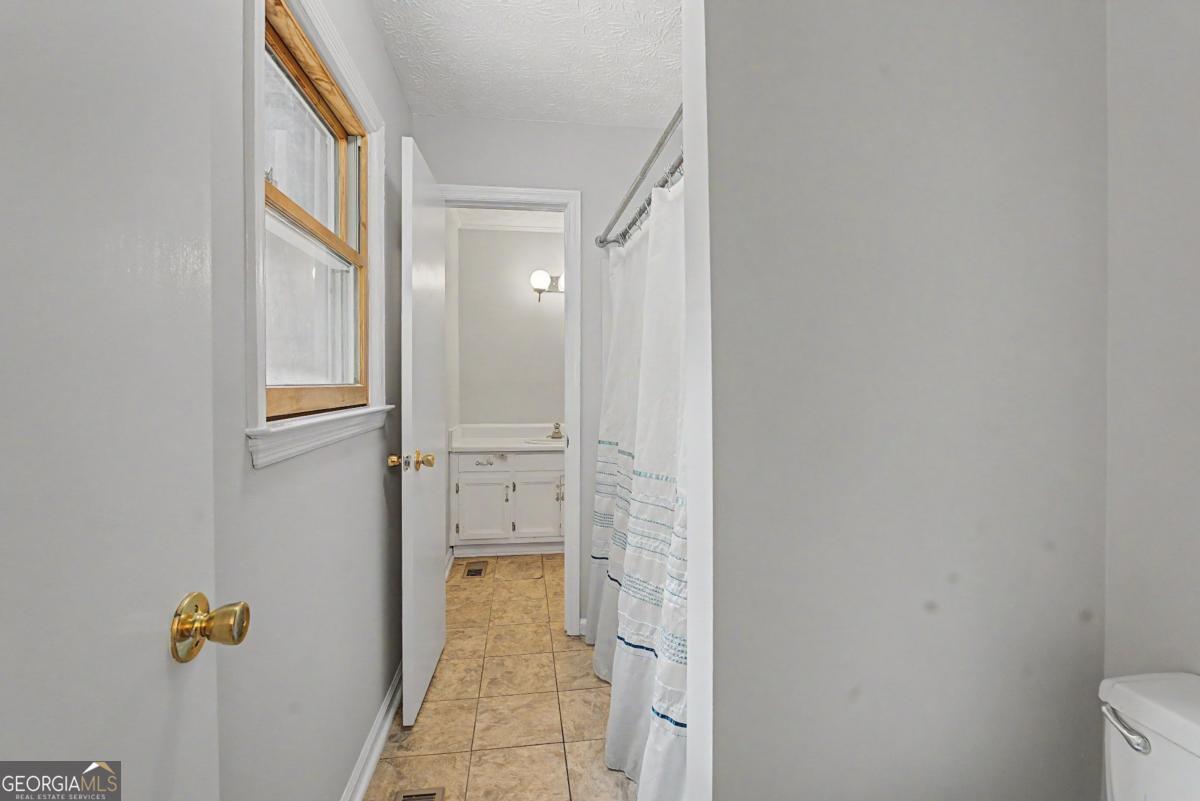 1530 Robinhood Road Watkinsville GA 30677