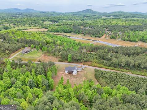 1424 Ridge Pointe Way Blairsville GA 30512