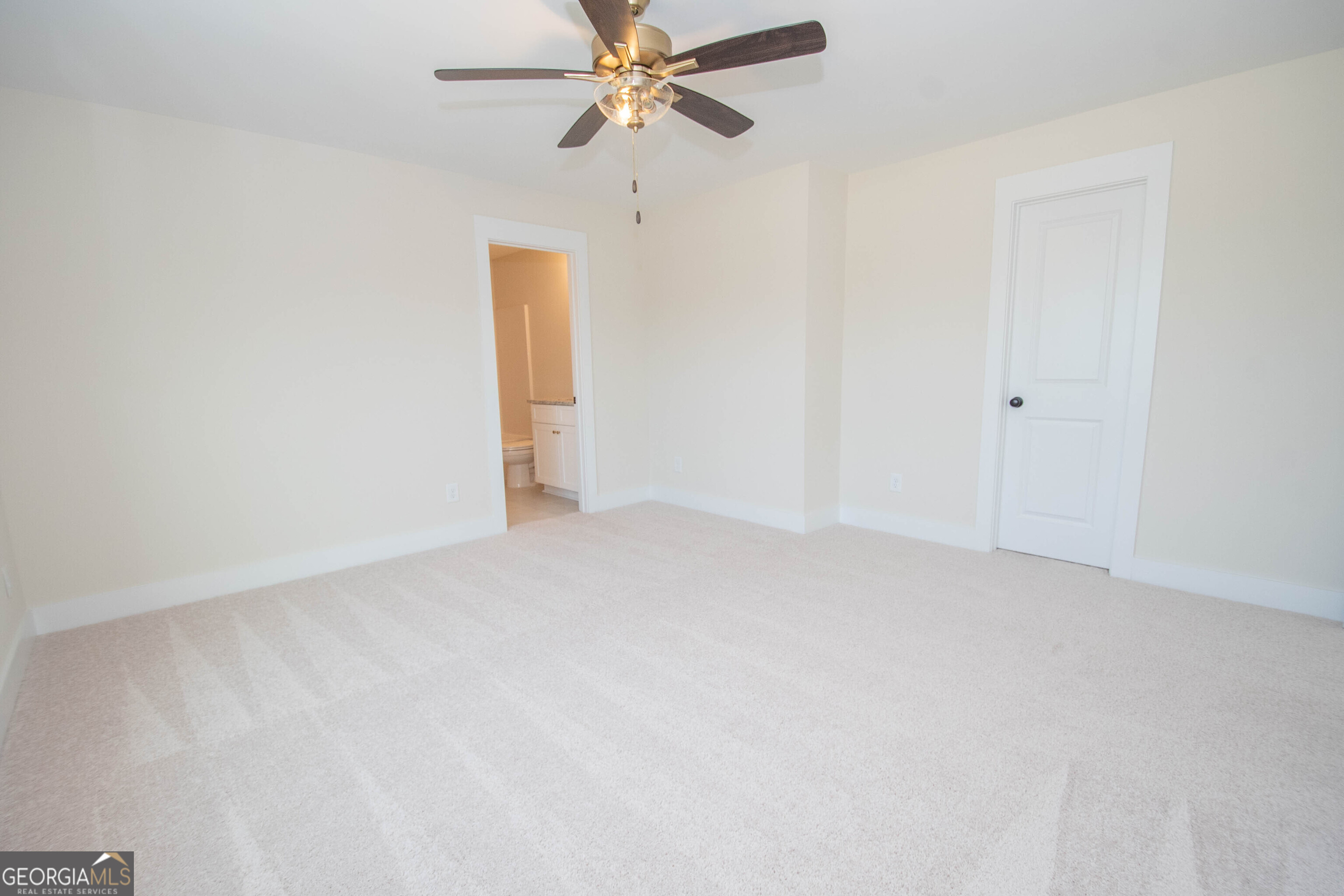17 Hedge Court Newnan GA 30263