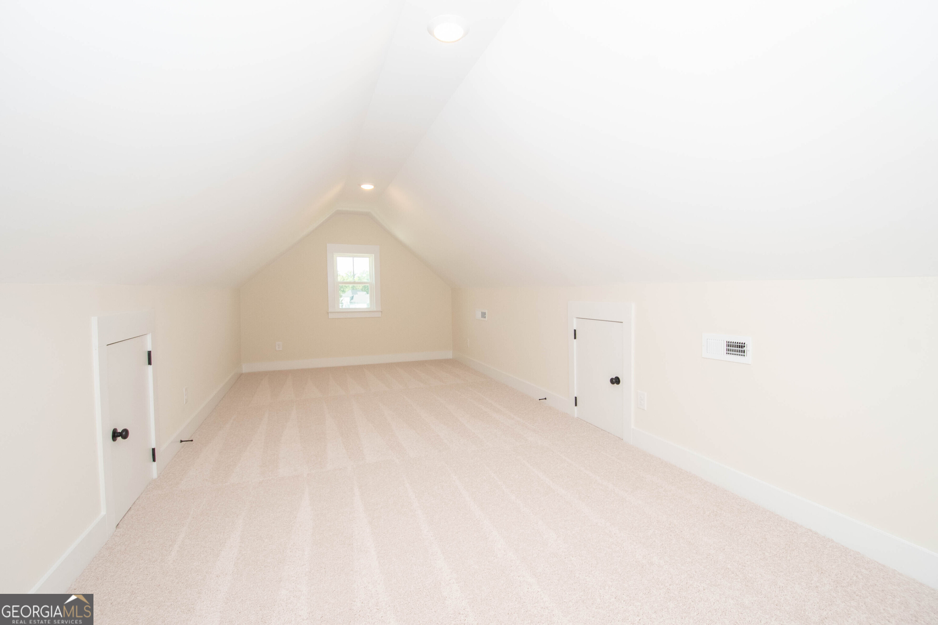 17 Hedge Court Newnan GA 30263