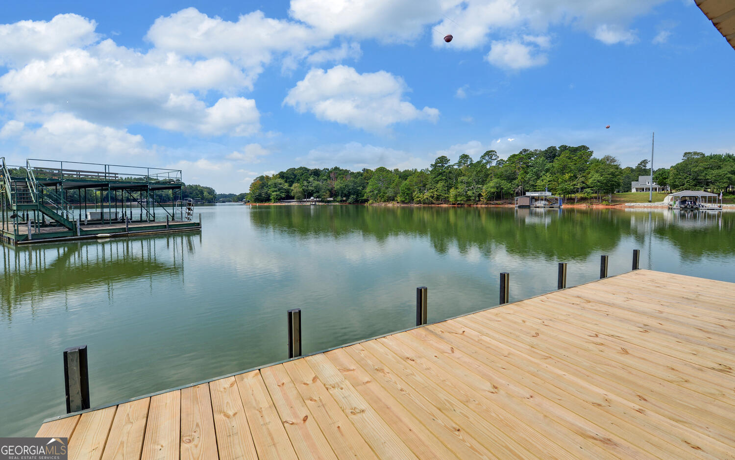 71 & 73 Woodlake Court Hartwell GA 30643