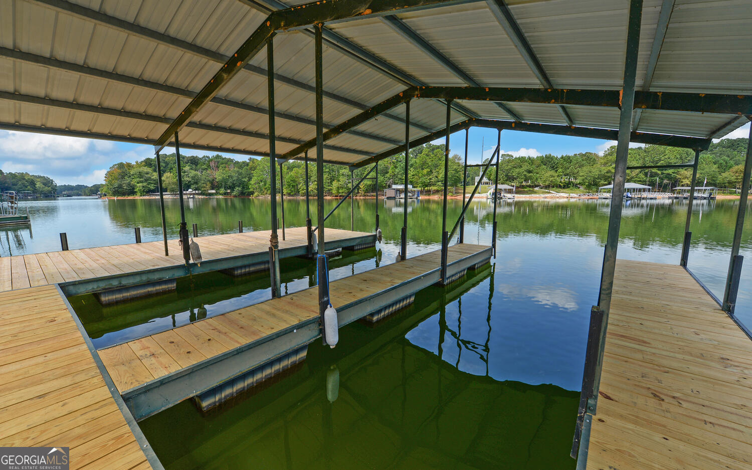71 & 73 Woodlake Court Hartwell GA 30643