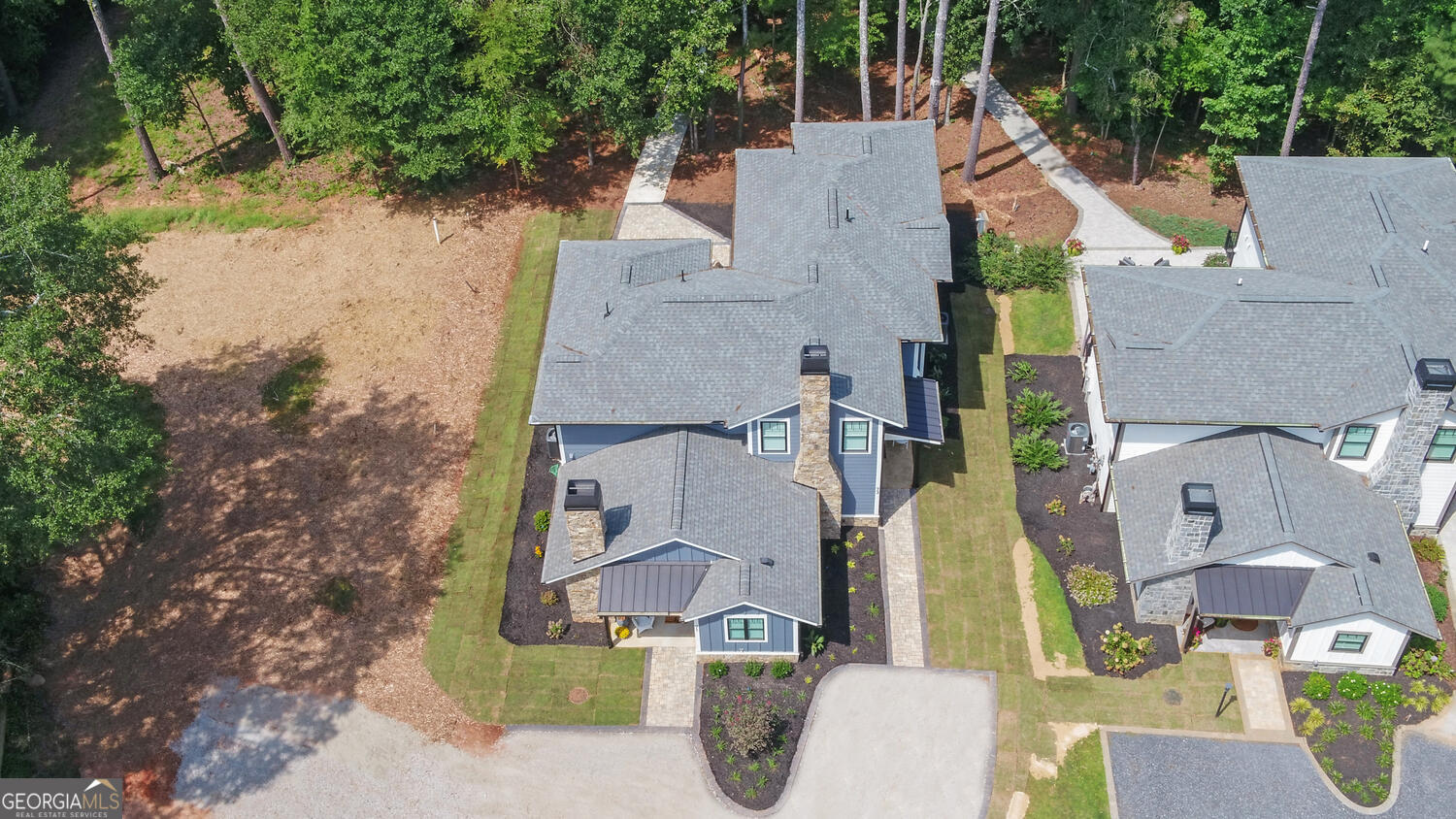 71 & 73 Woodlake Court Hartwell GA 30643