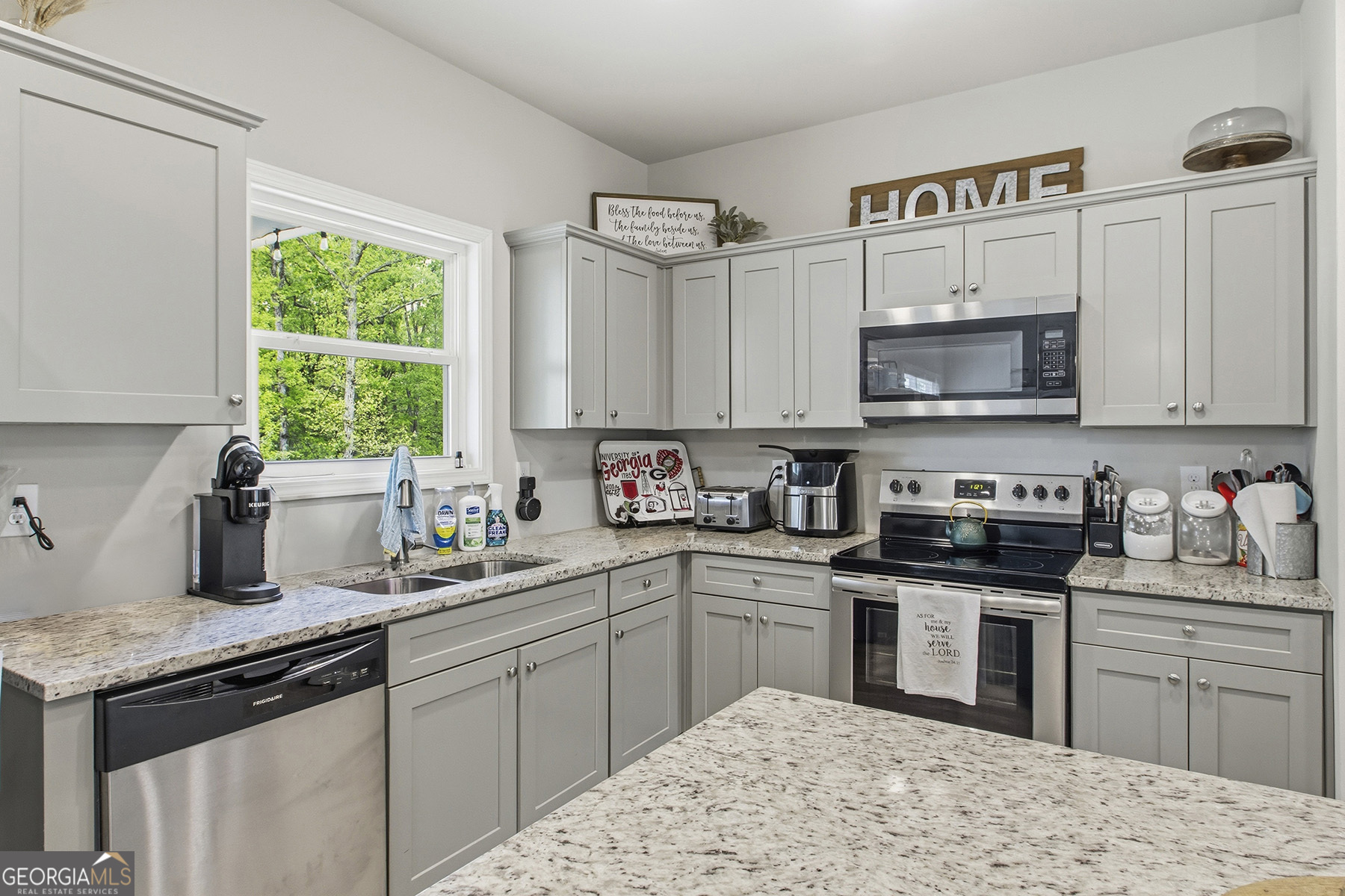 171 Strickland Loop Forsyth GA 31029