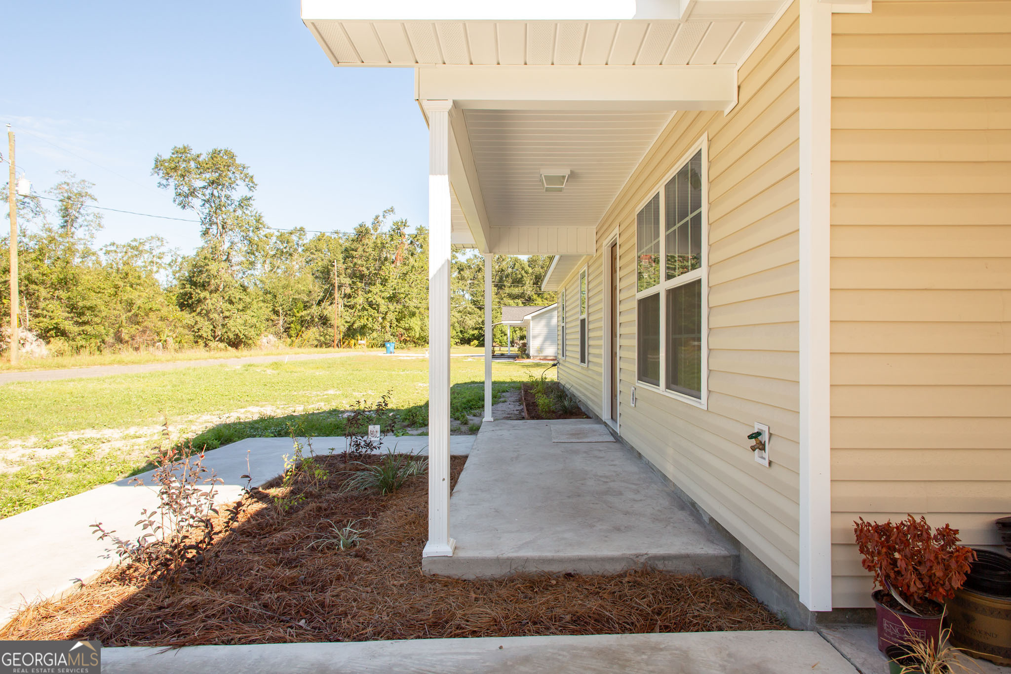 2350 Edgewood Street Waycross GA 31501
