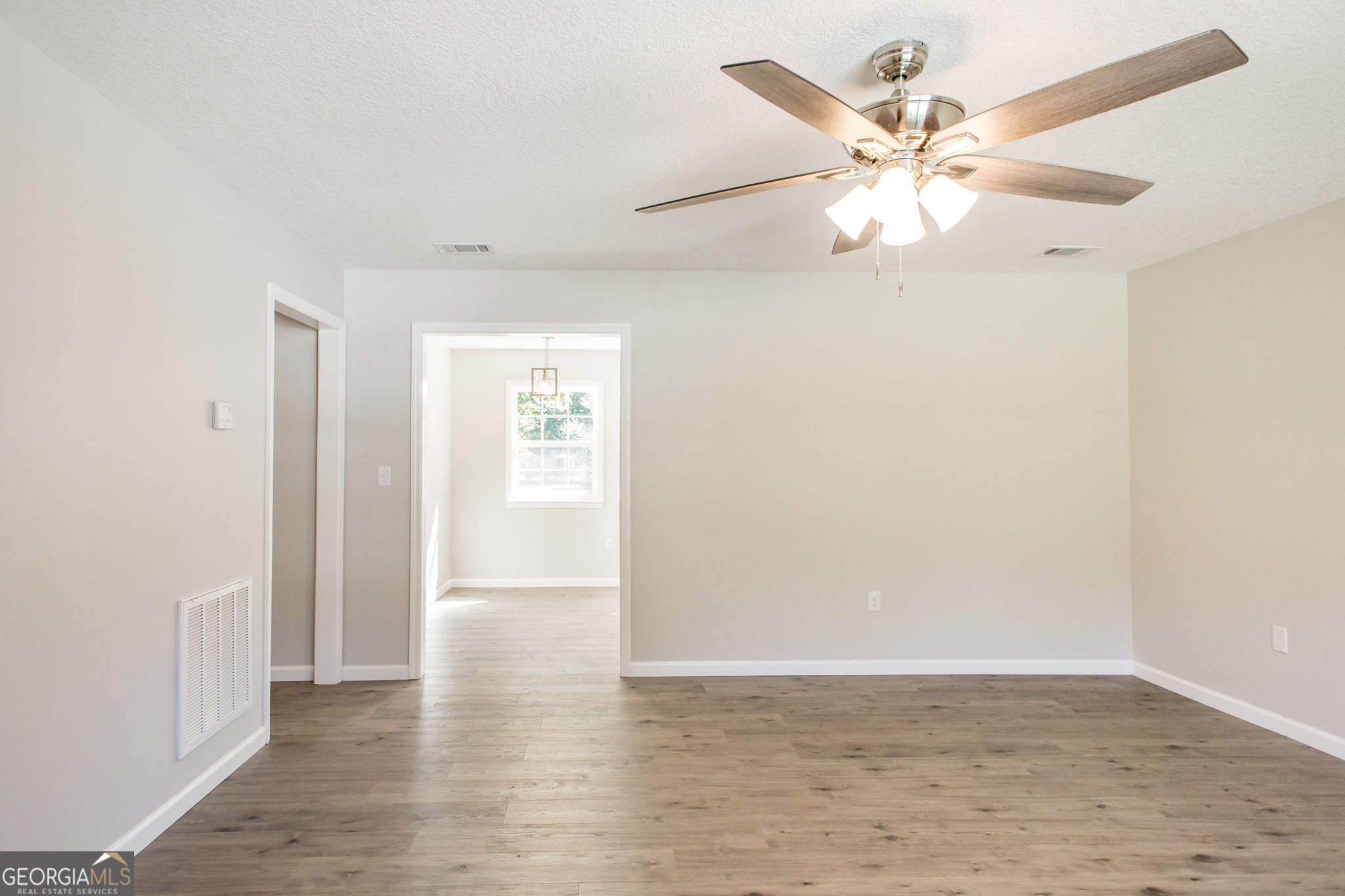 2350 Edgewood Street Waycross GA 31501