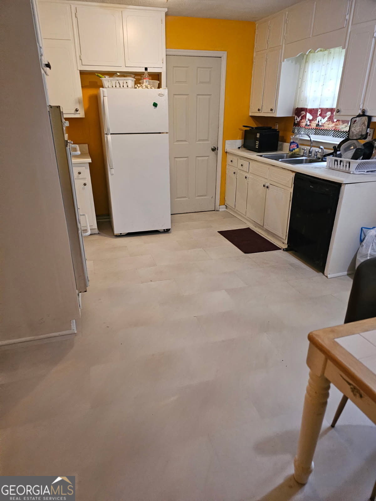 5784 Albans Circle Lithonia GA 30058